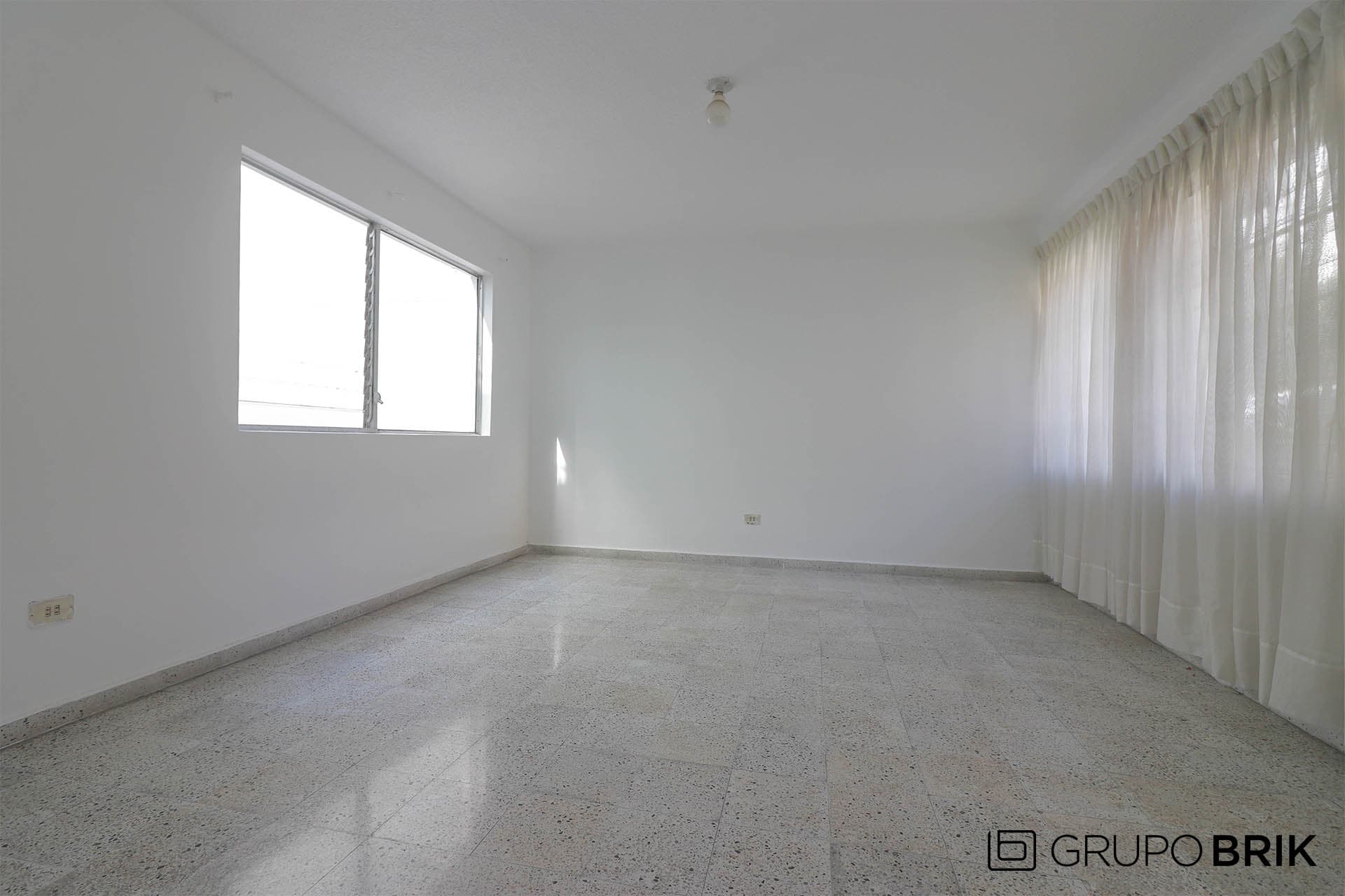 Vista principal de la propiedad