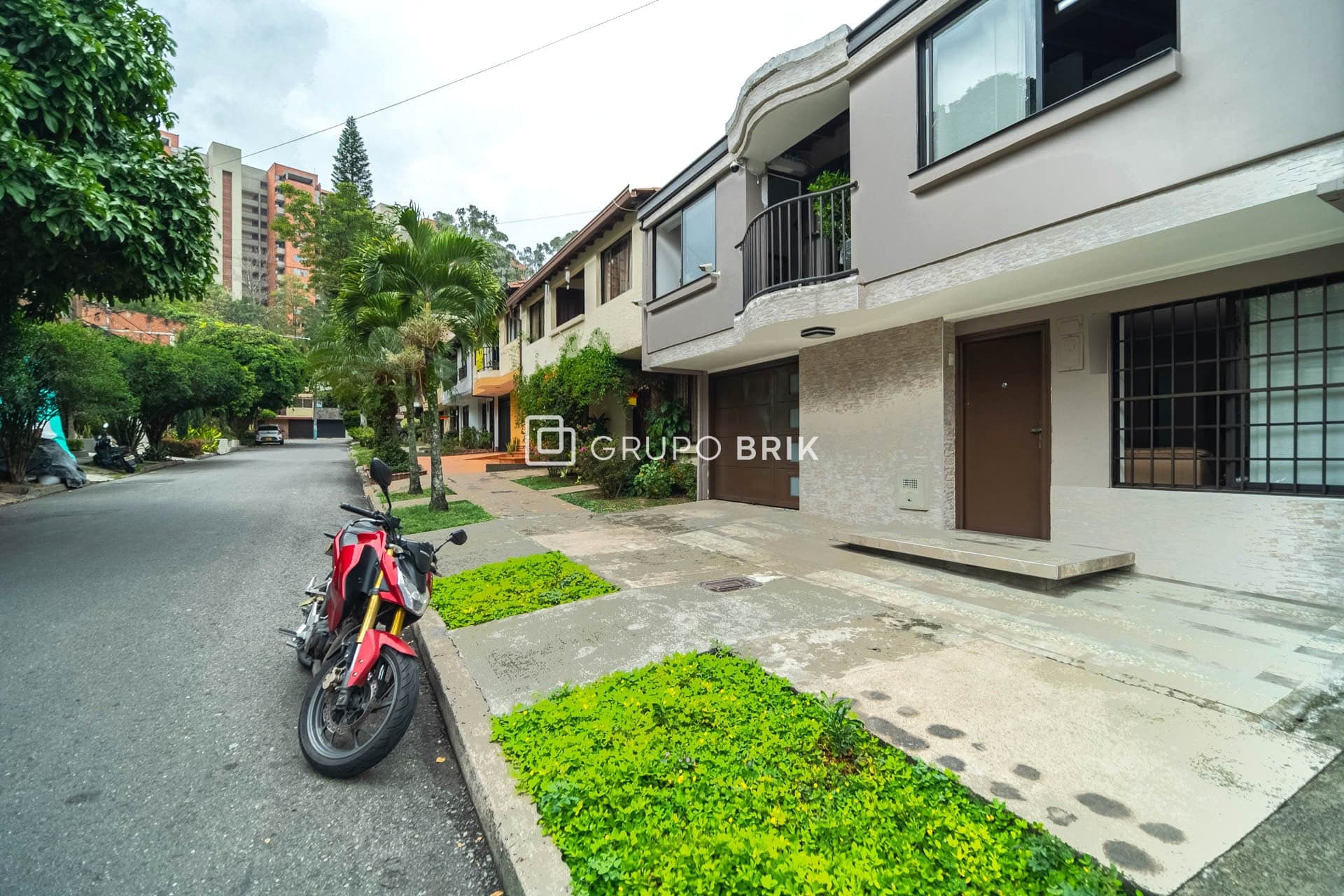 Vista principal de la propiedad