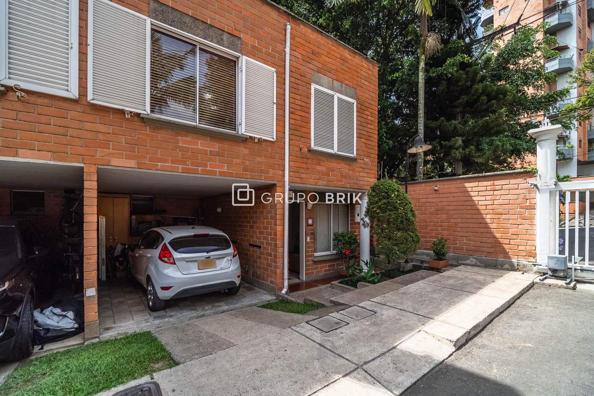 Vista principal de la propiedad