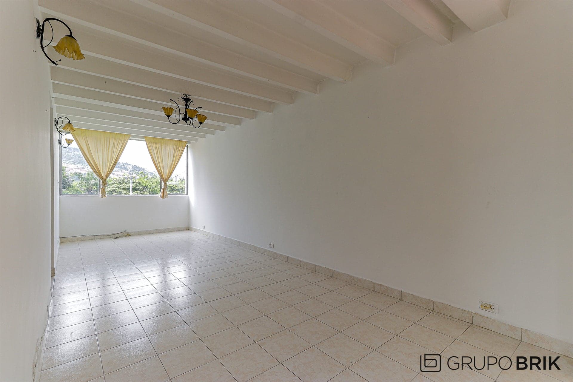 Vista principal de la propiedad