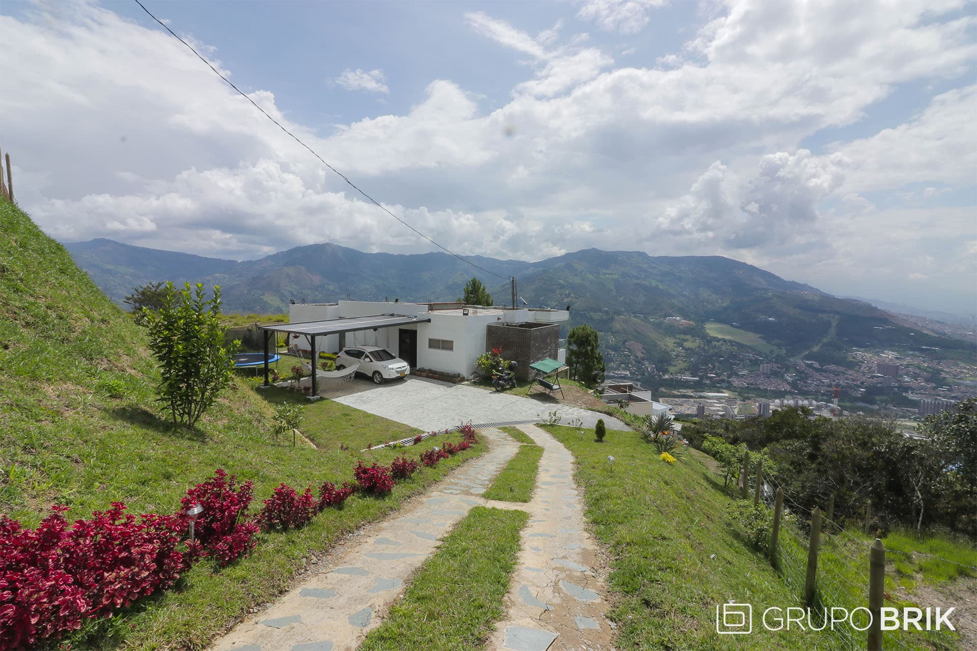 Vista principal de la propiedad