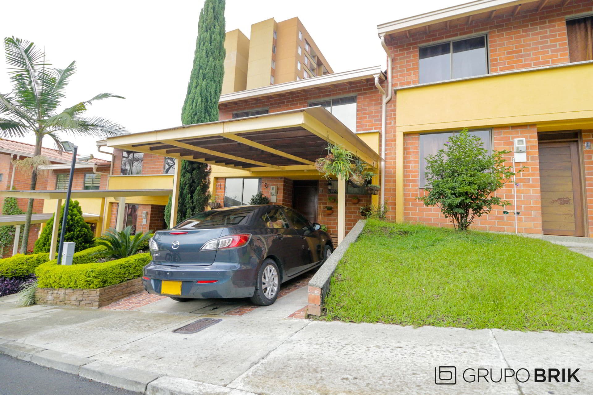 Vista principal de la propiedad