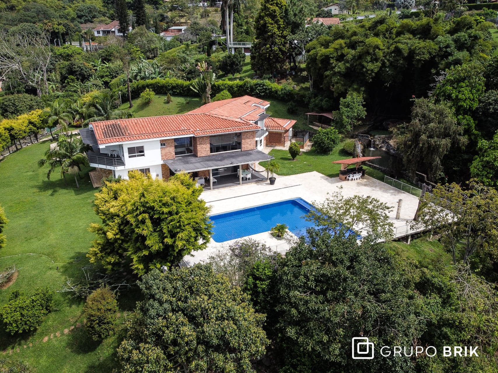 Vista principal de la propiedad