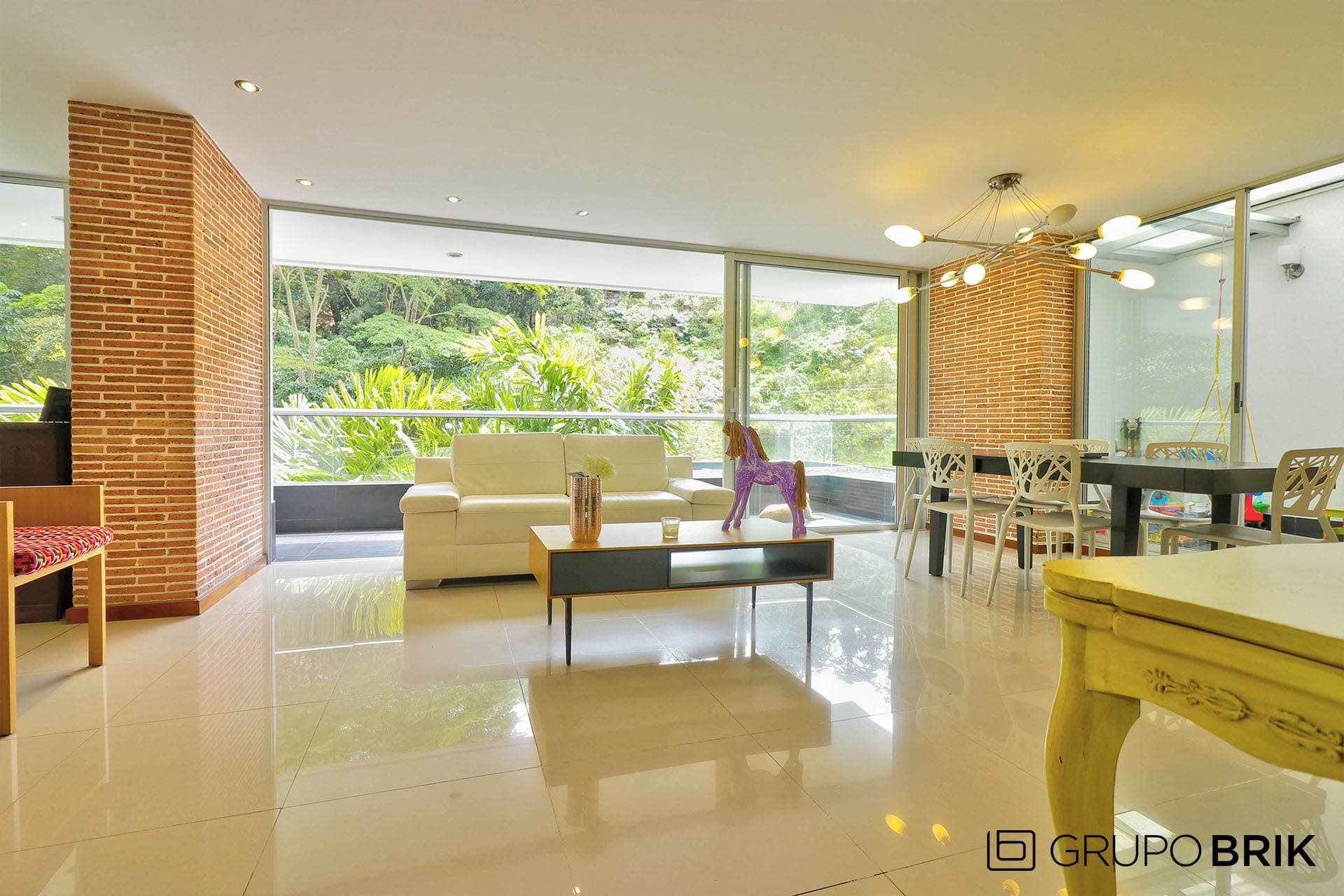 Vista principal de la propiedad