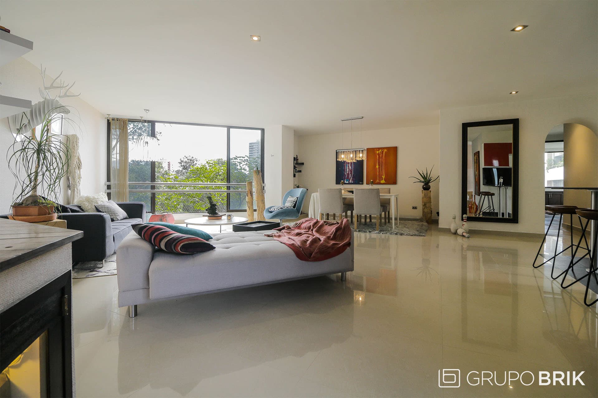 Vista principal de la propiedad