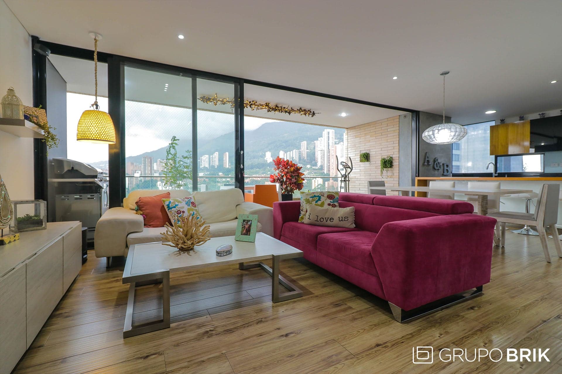 Vista principal de la propiedad