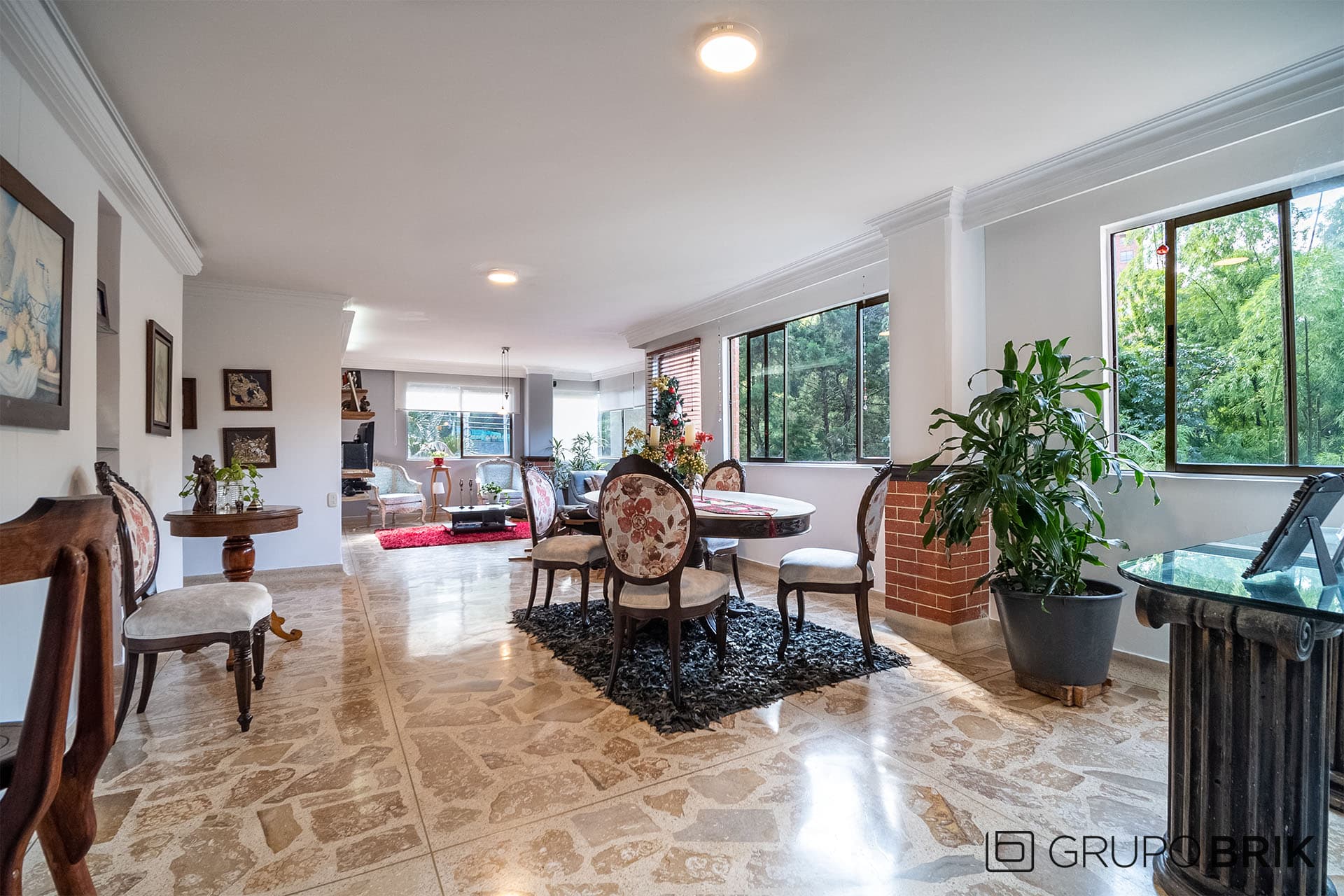 Vista principal de la propiedad