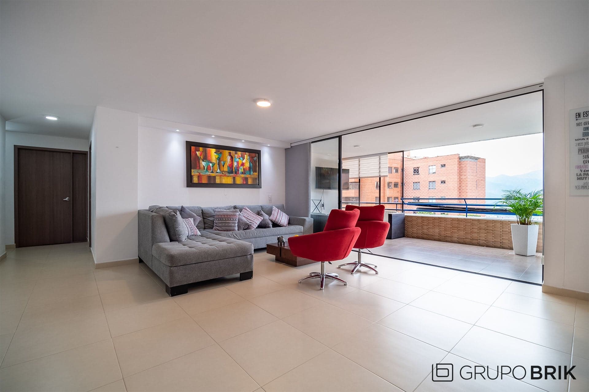 Vista principal de la propiedad