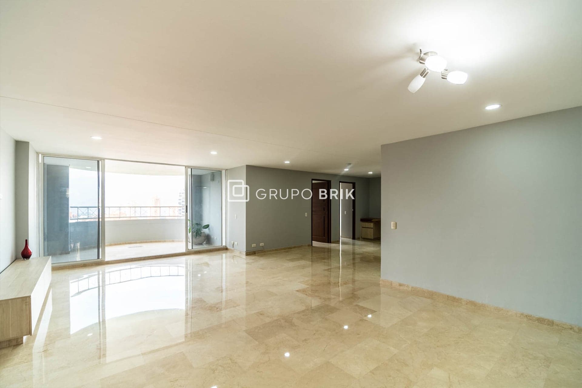 Vista principal de la propiedad