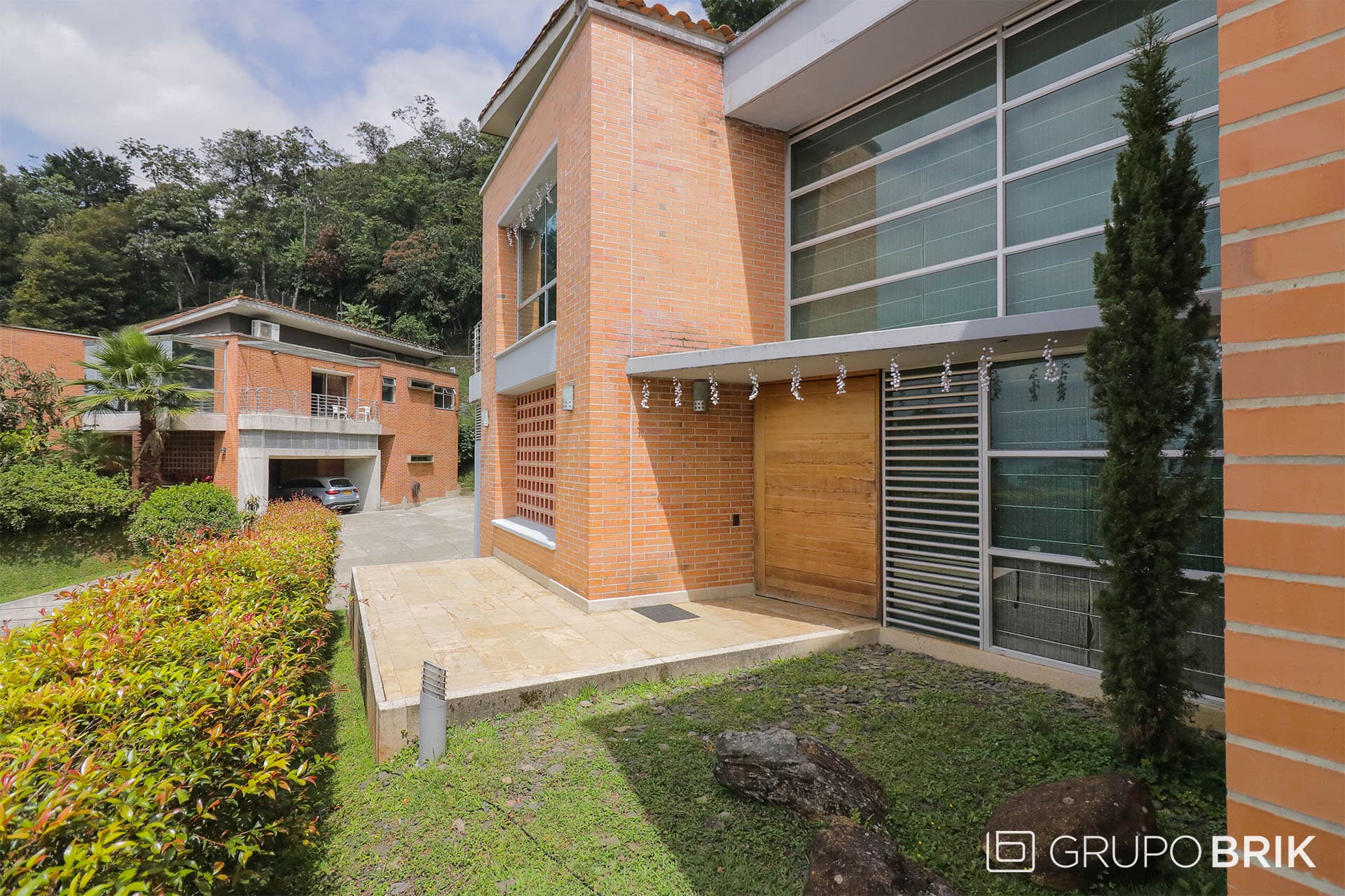 Vista principal de la propiedad