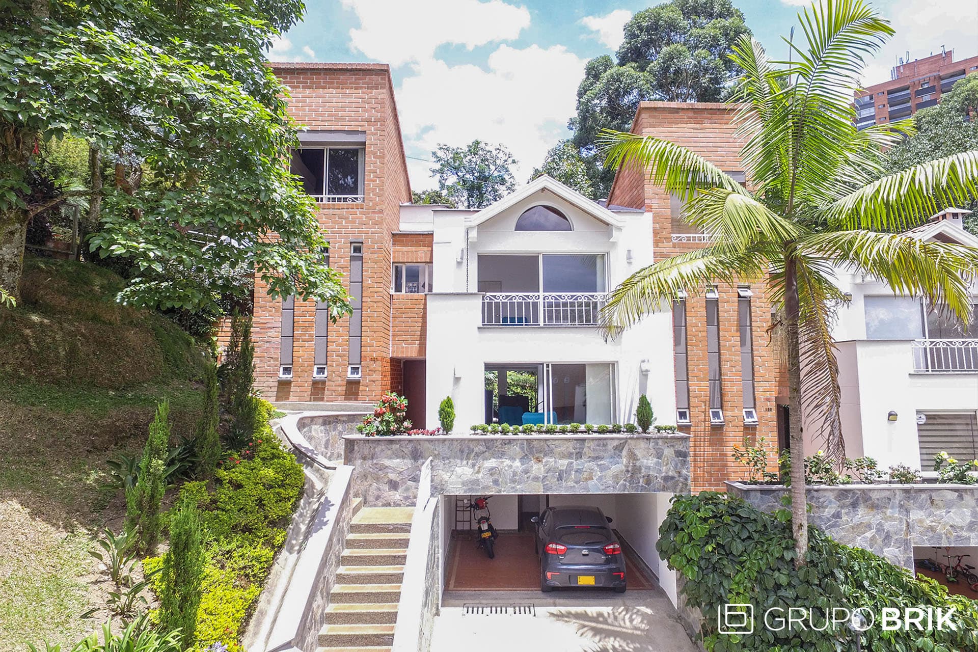 Vista principal de la propiedad