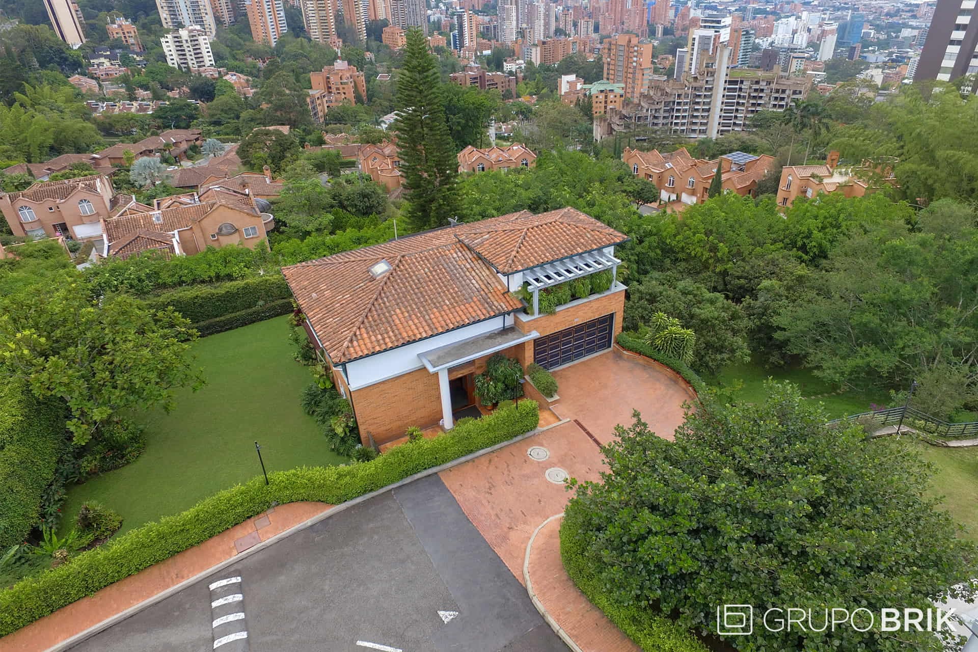 Vista principal de la propiedad