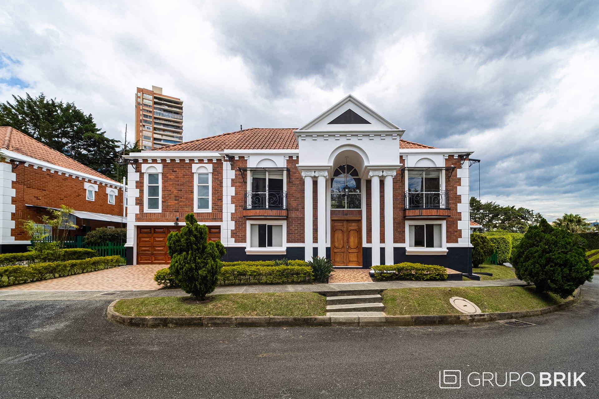 Vista principal de la propiedad