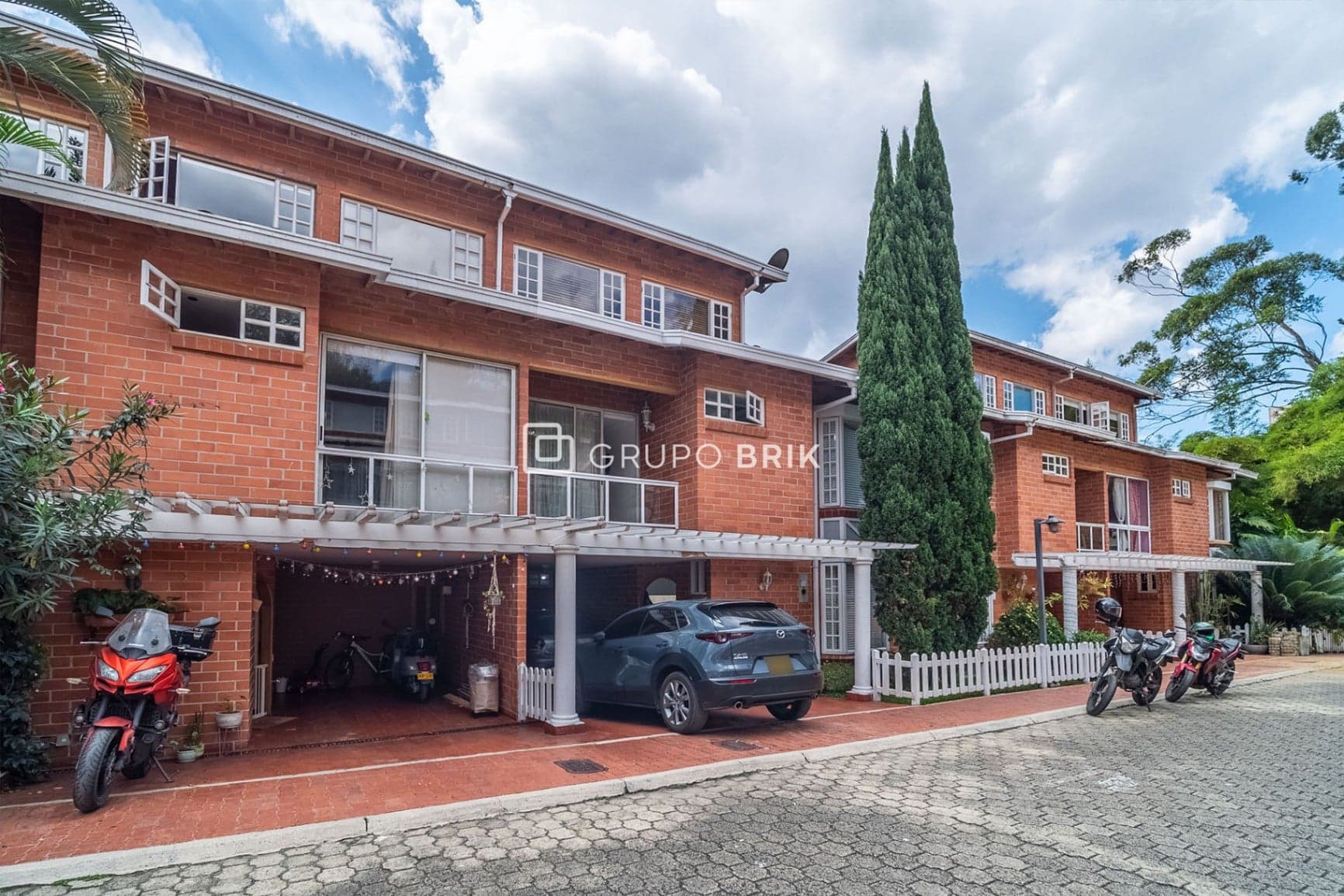 Vista principal de la propiedad