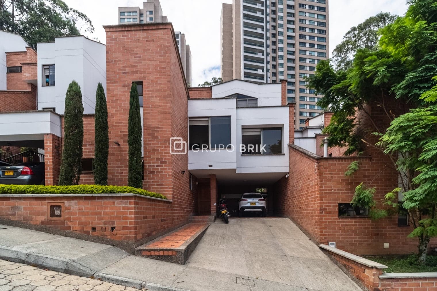House Los Balsos 3240 - 1