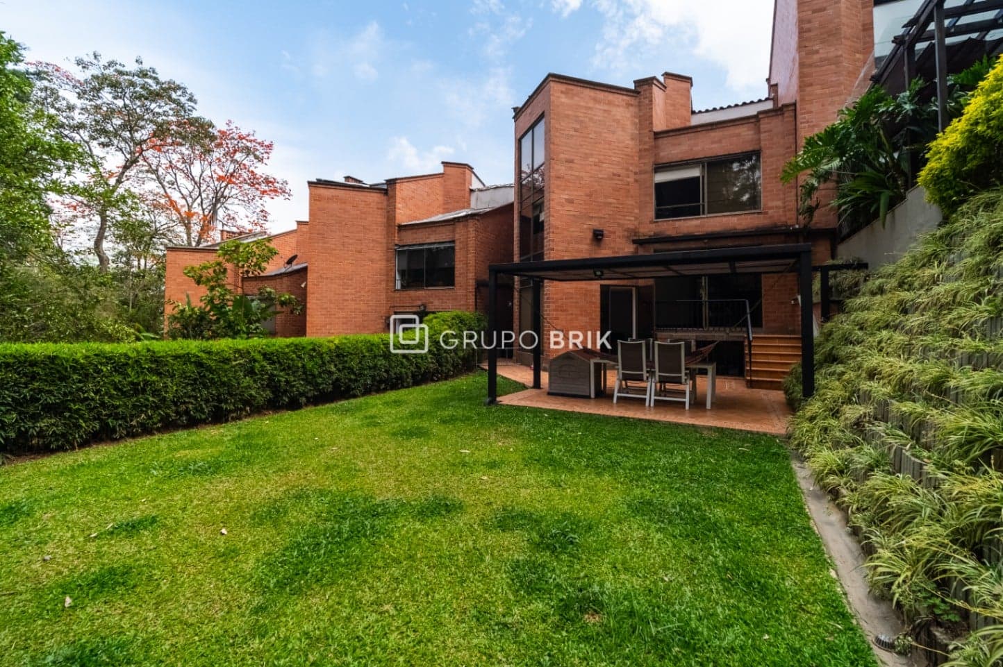 4-bed house for sale in El Poblado, Medellín: photo 14 of 27