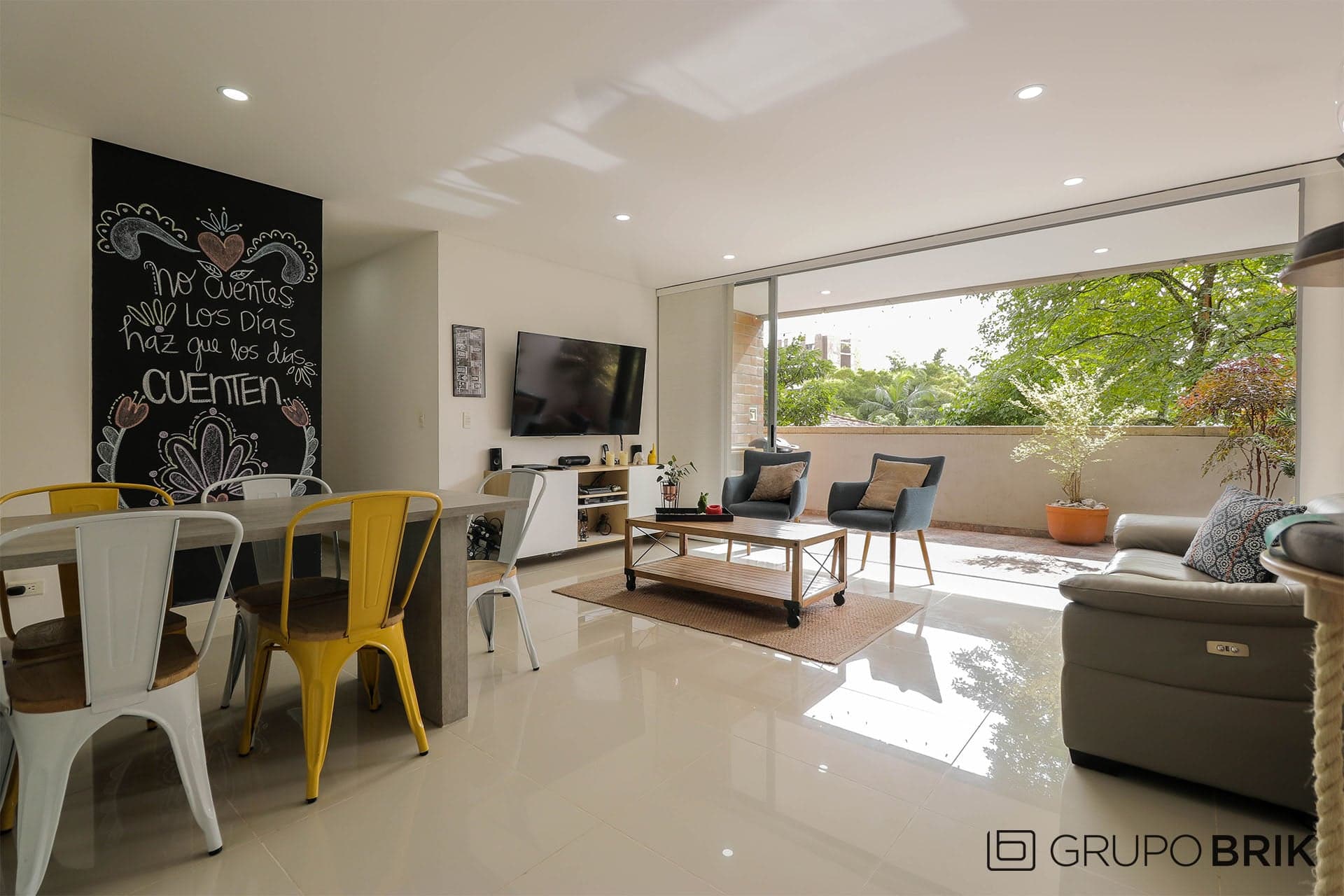 Vista principal de la propiedad