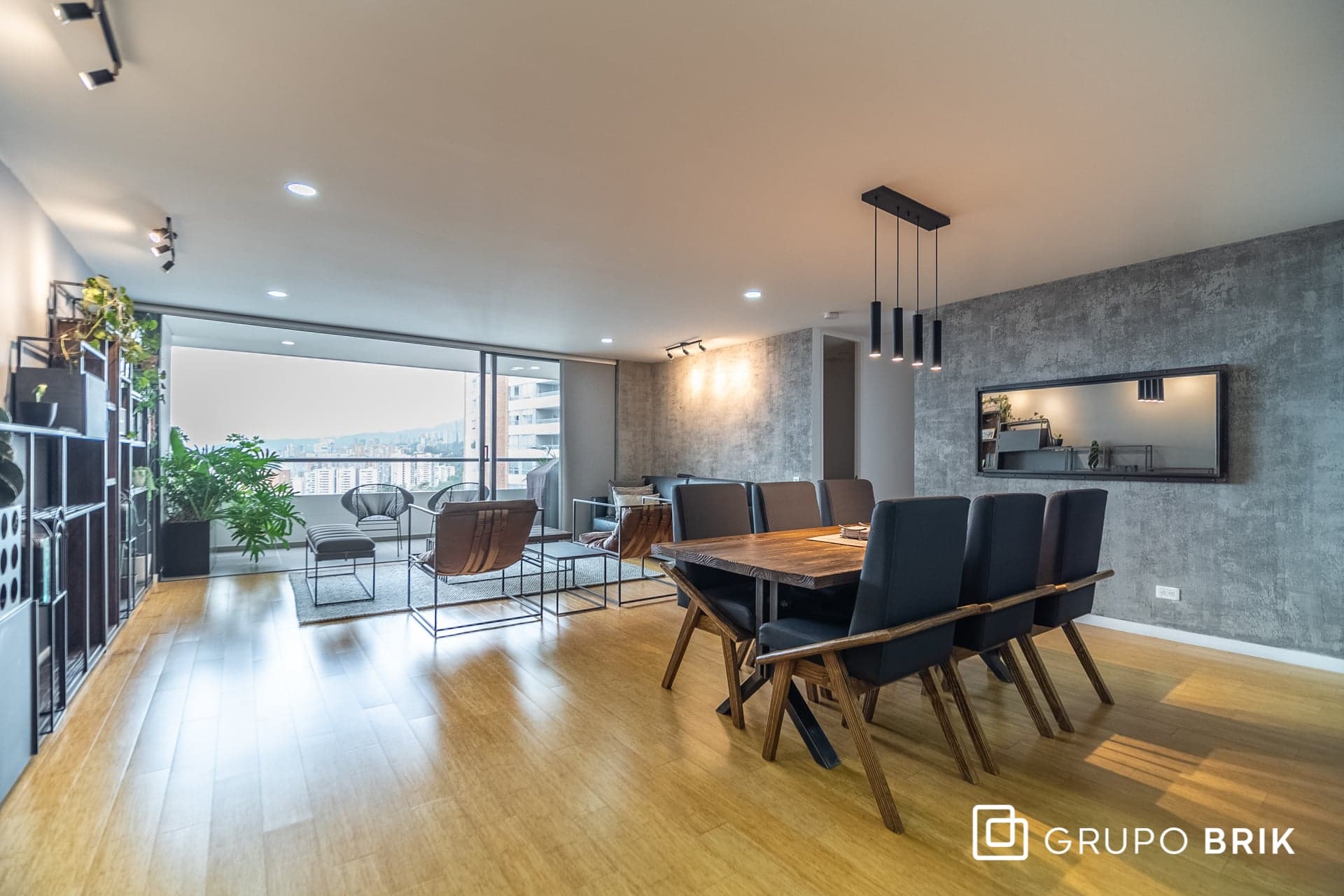 Vista principal de la propiedad