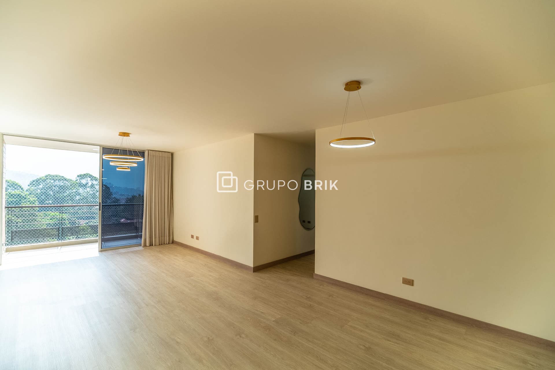 Vista principal de la propiedad