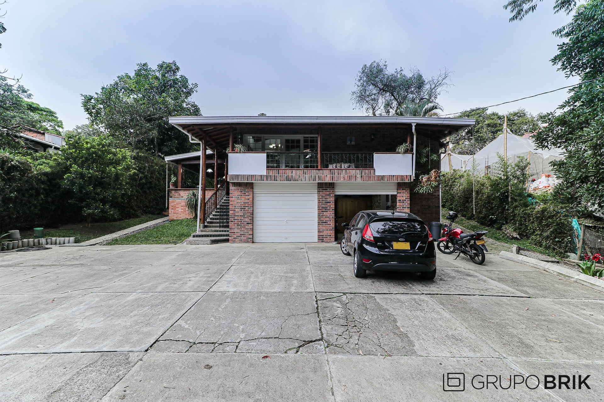 Vista principal de la propiedad