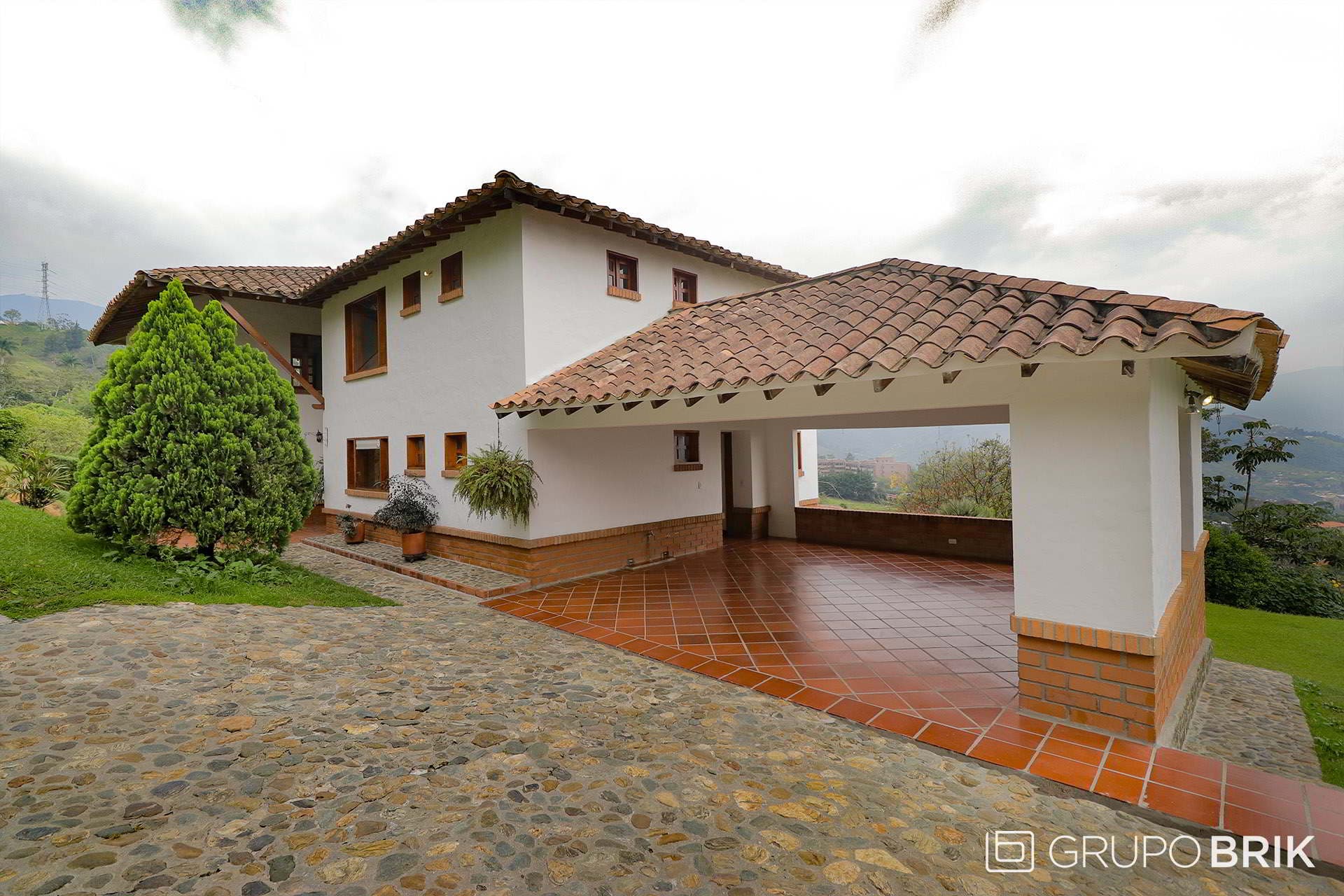 Vista principal de la propiedad