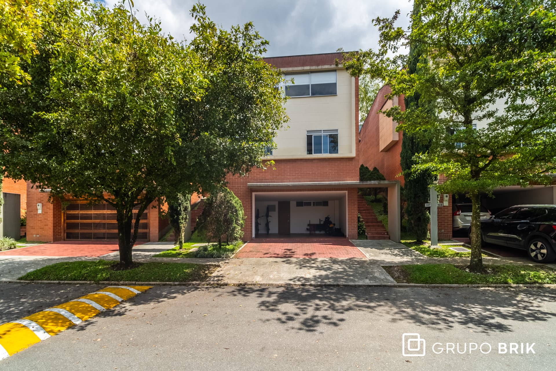 Vista principal de la propiedad