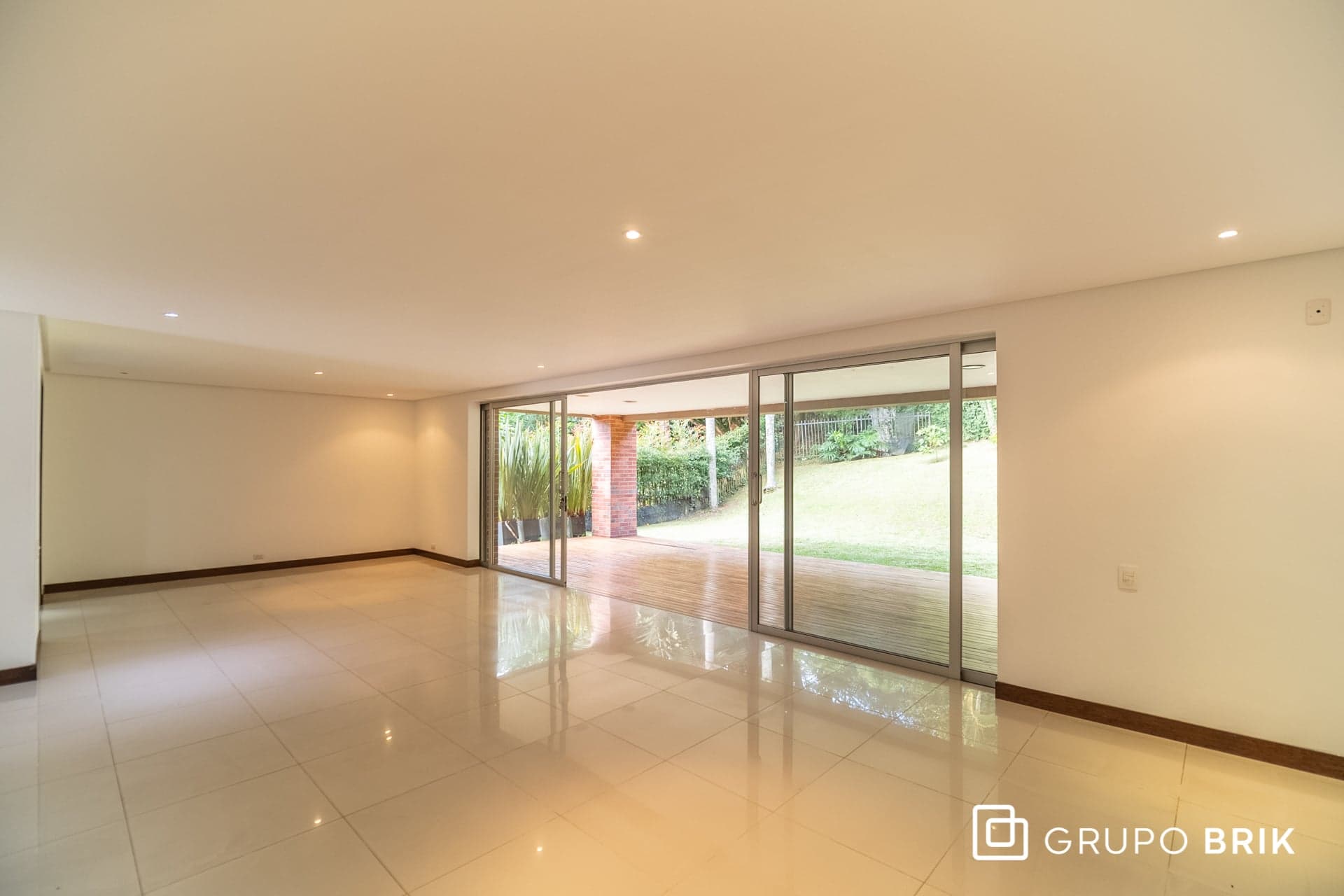 Vista principal de la propiedad