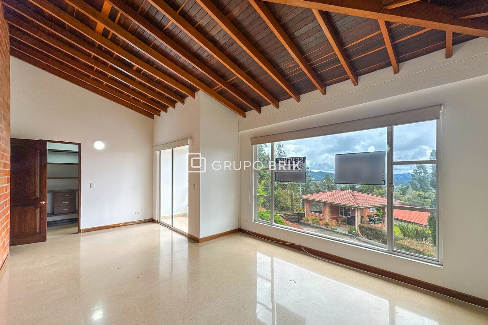 6-bed house for sale in Envigado: photo 11 of 20
