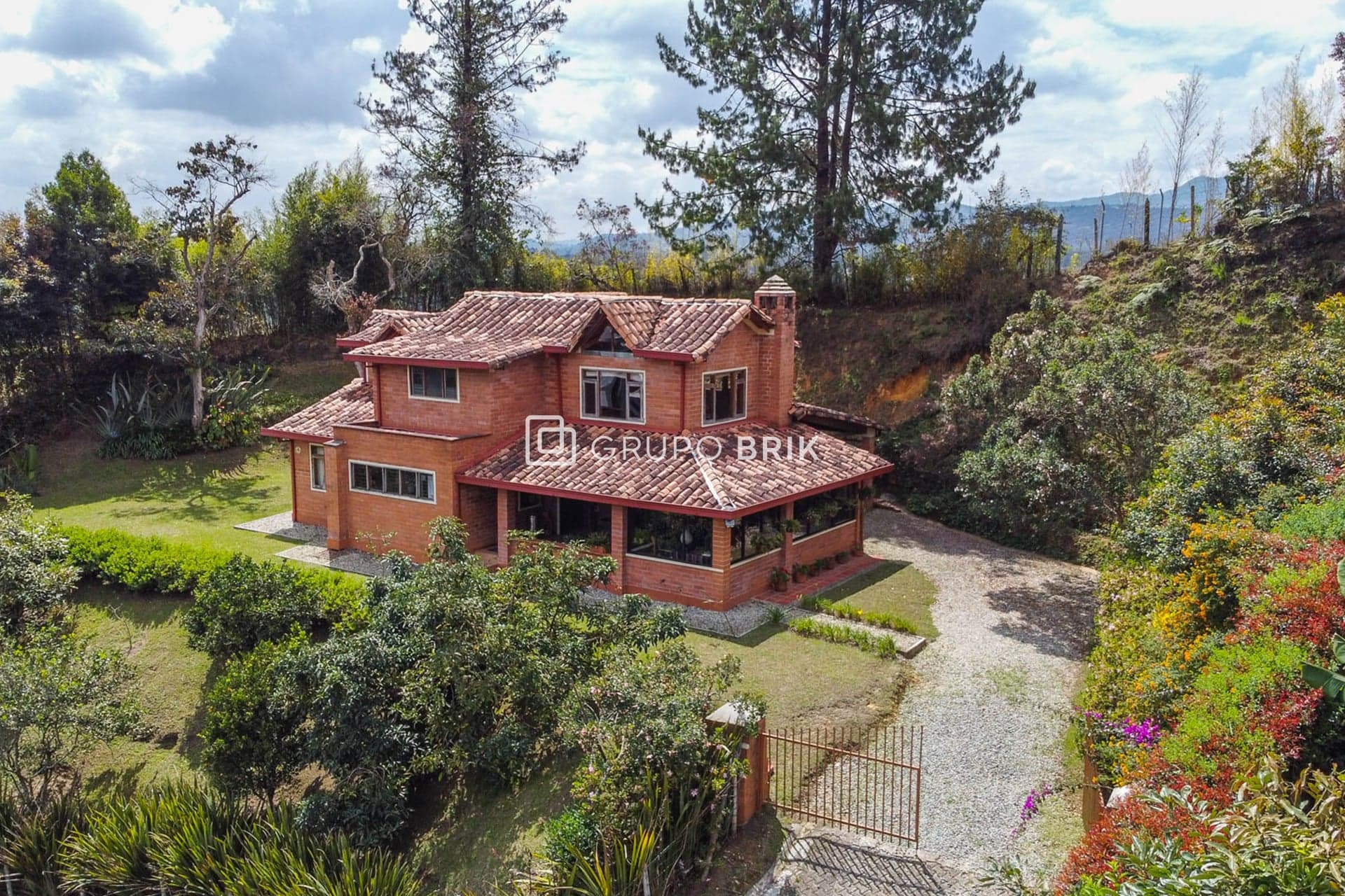 Vista principal de la propiedad