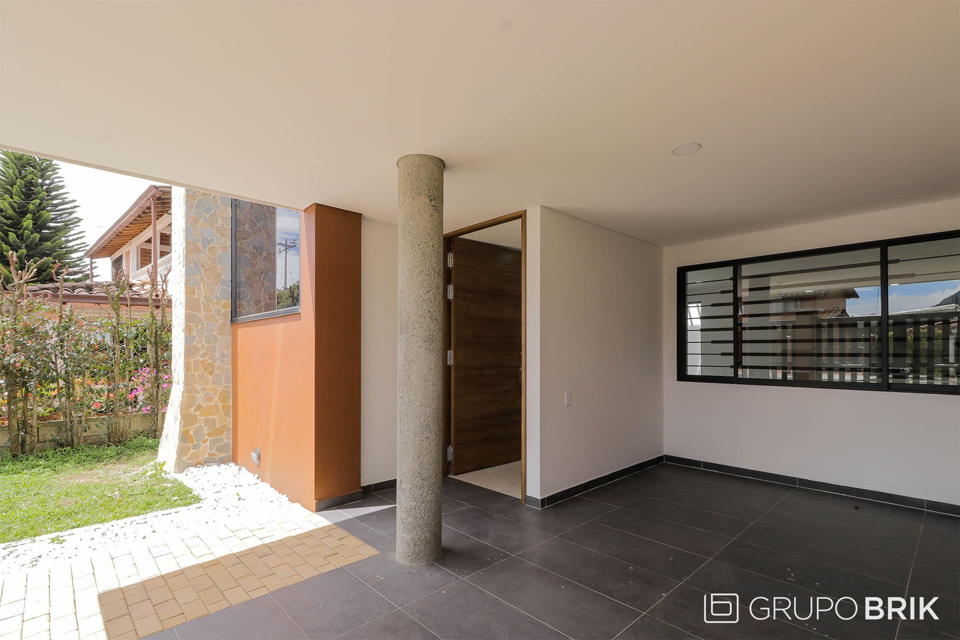 Vista principal de la propiedad