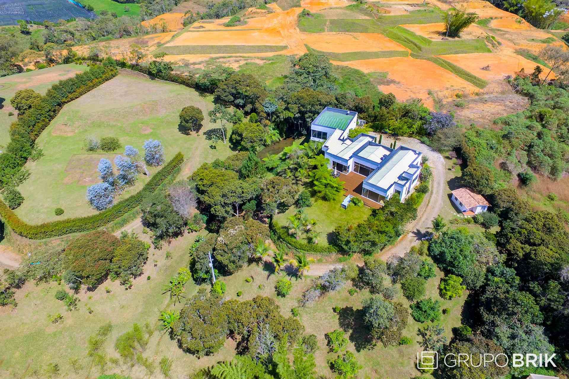 Vista principal de la propiedad