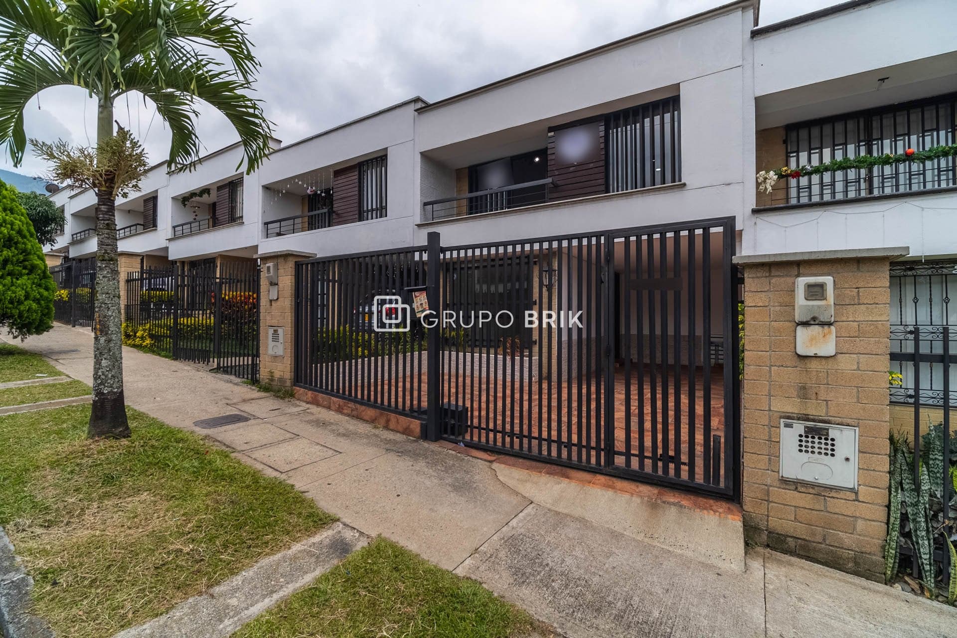 Vista principal de la propiedad