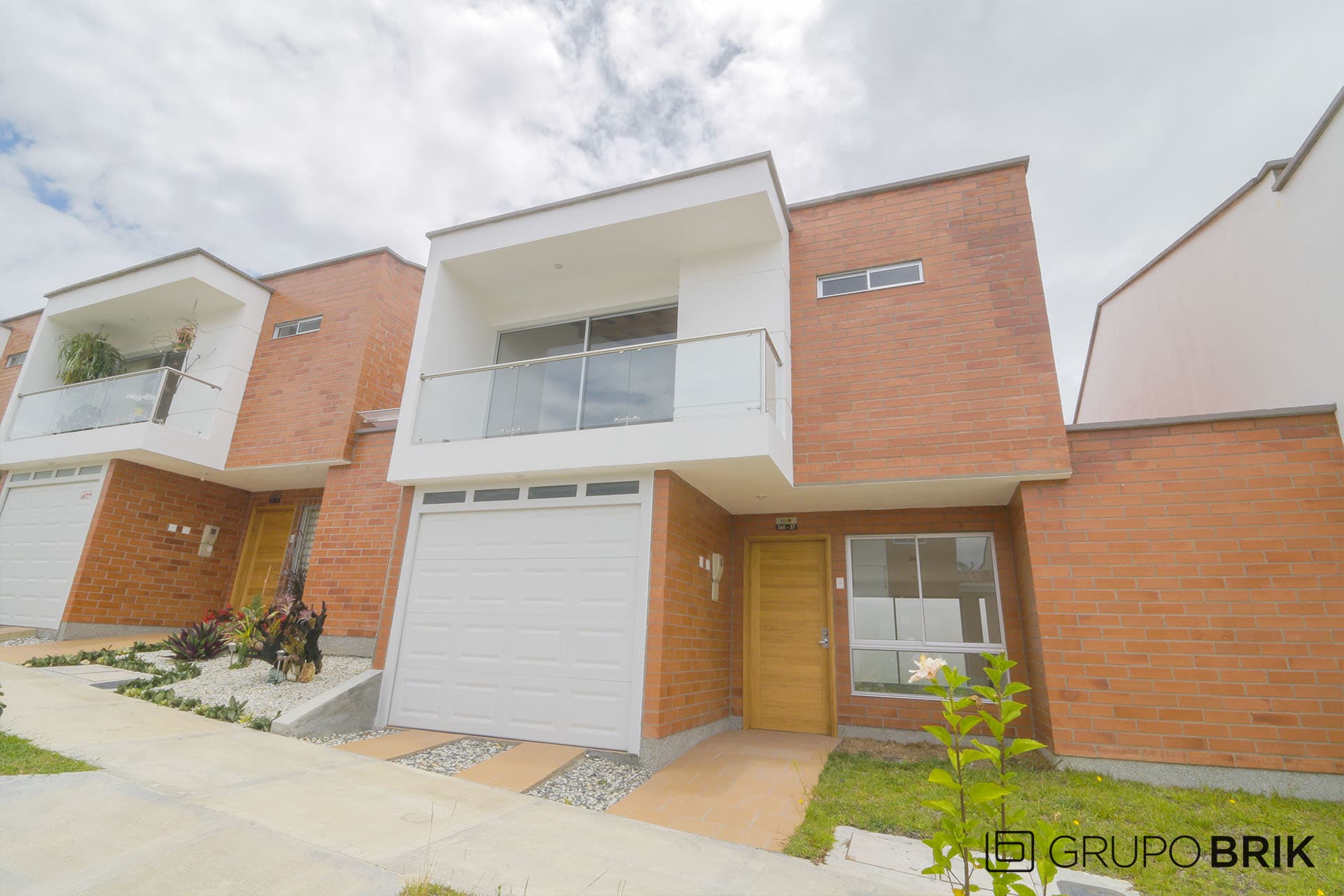 Vista principal de la propiedad