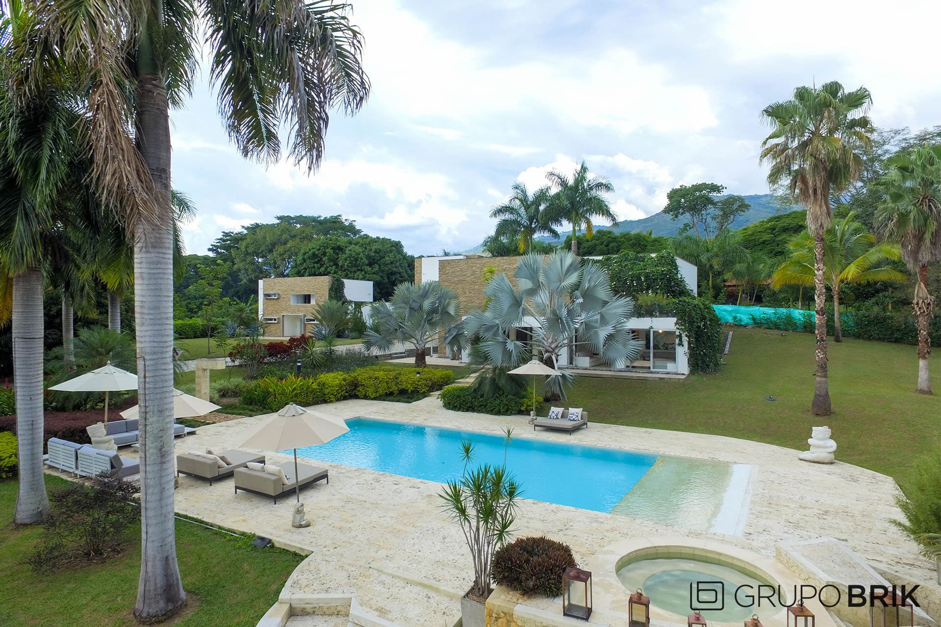 Vista principal de la propiedad