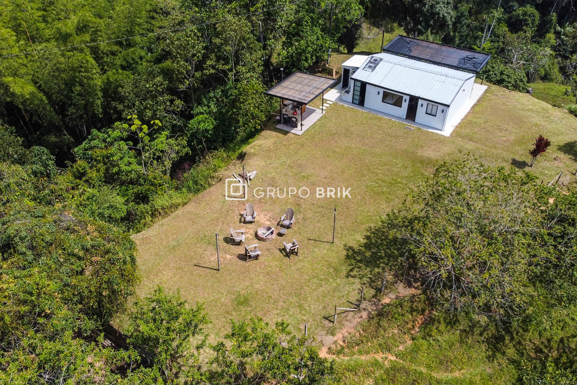 Vista principal de la propiedad