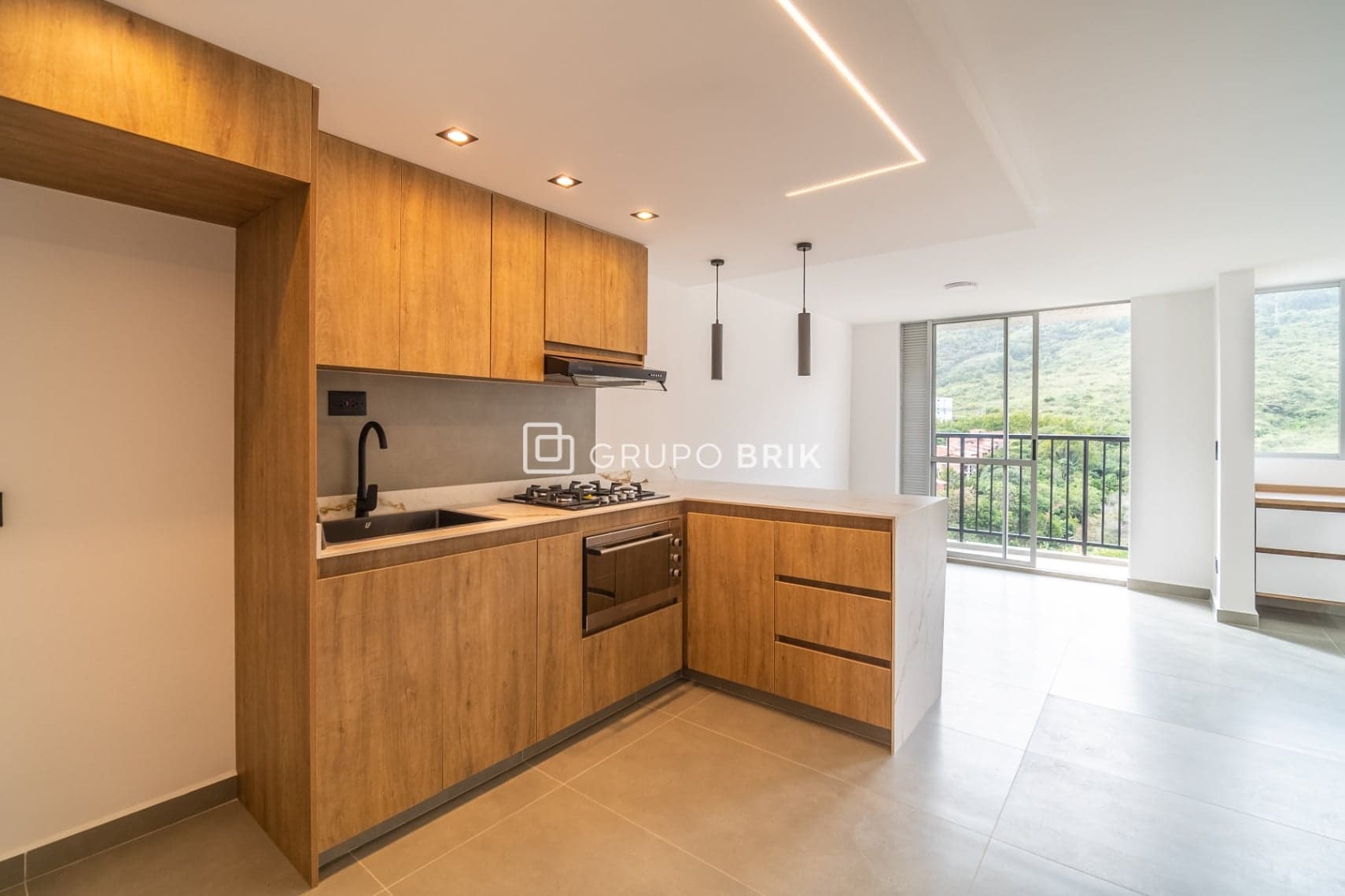 Apartment Niquia 3193: photo 2 of 14