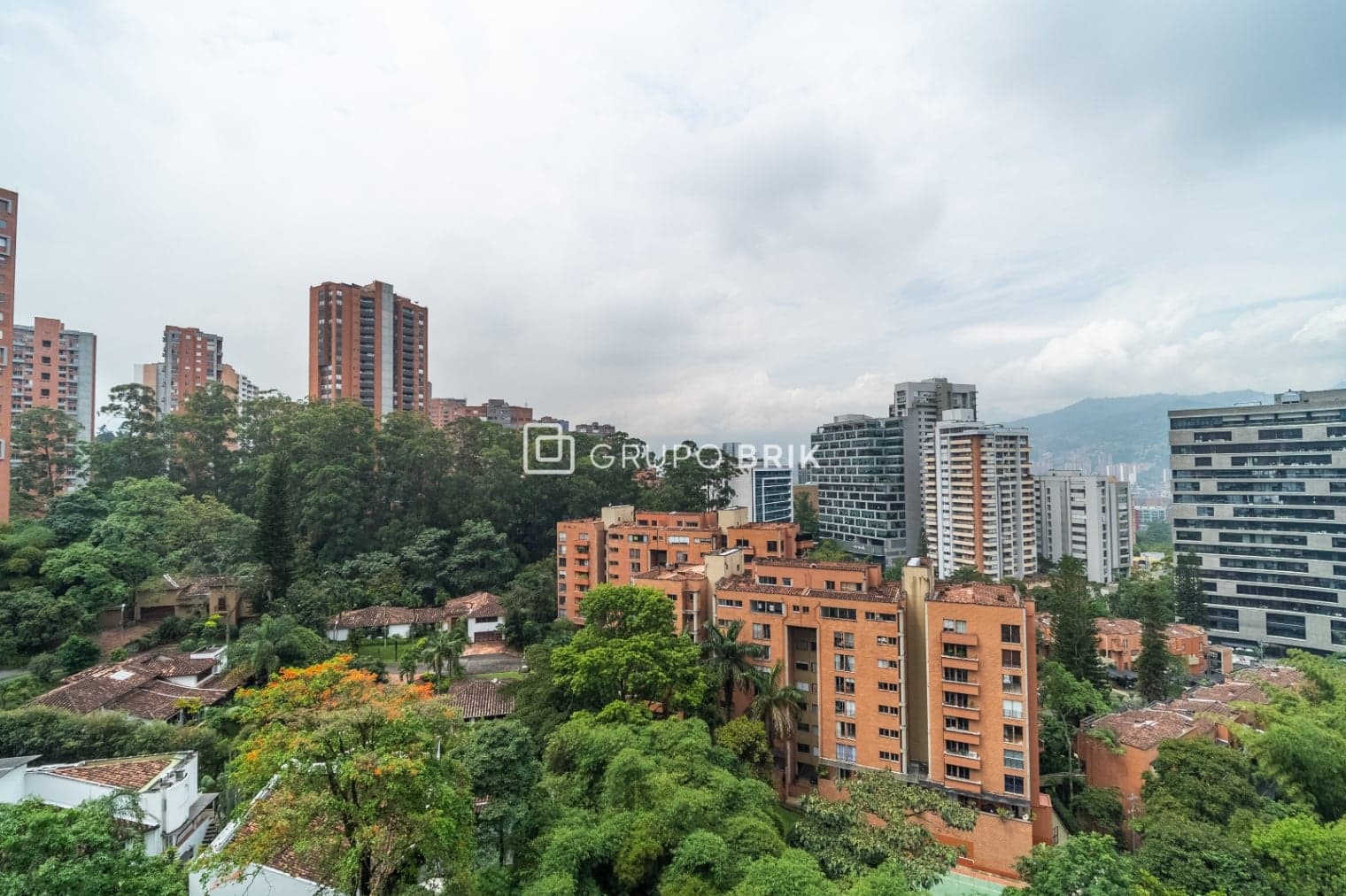 Image 14 of 36