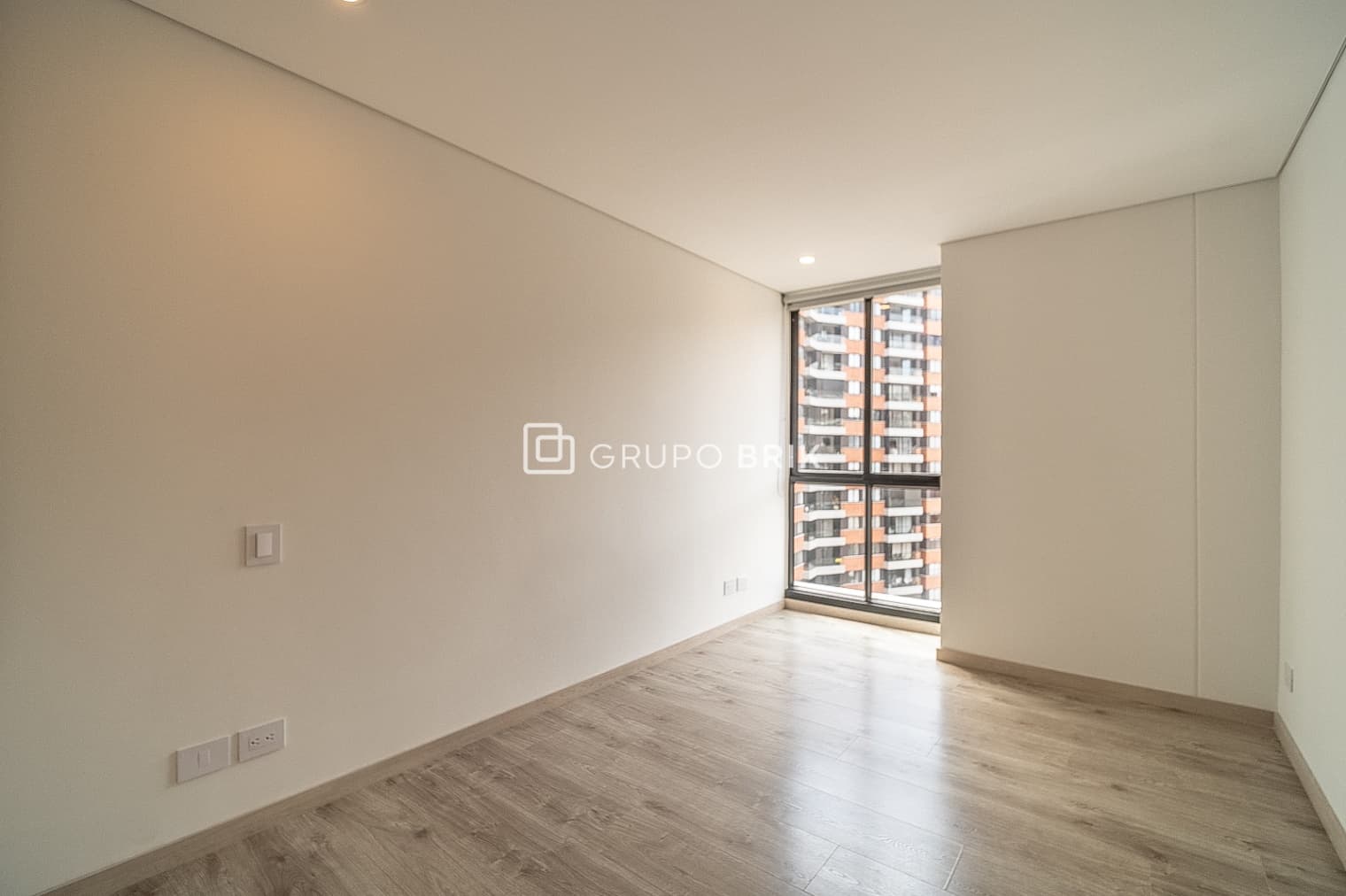 3-bed apartment for sale in El Poblado, Medellín: photo 9 of 16