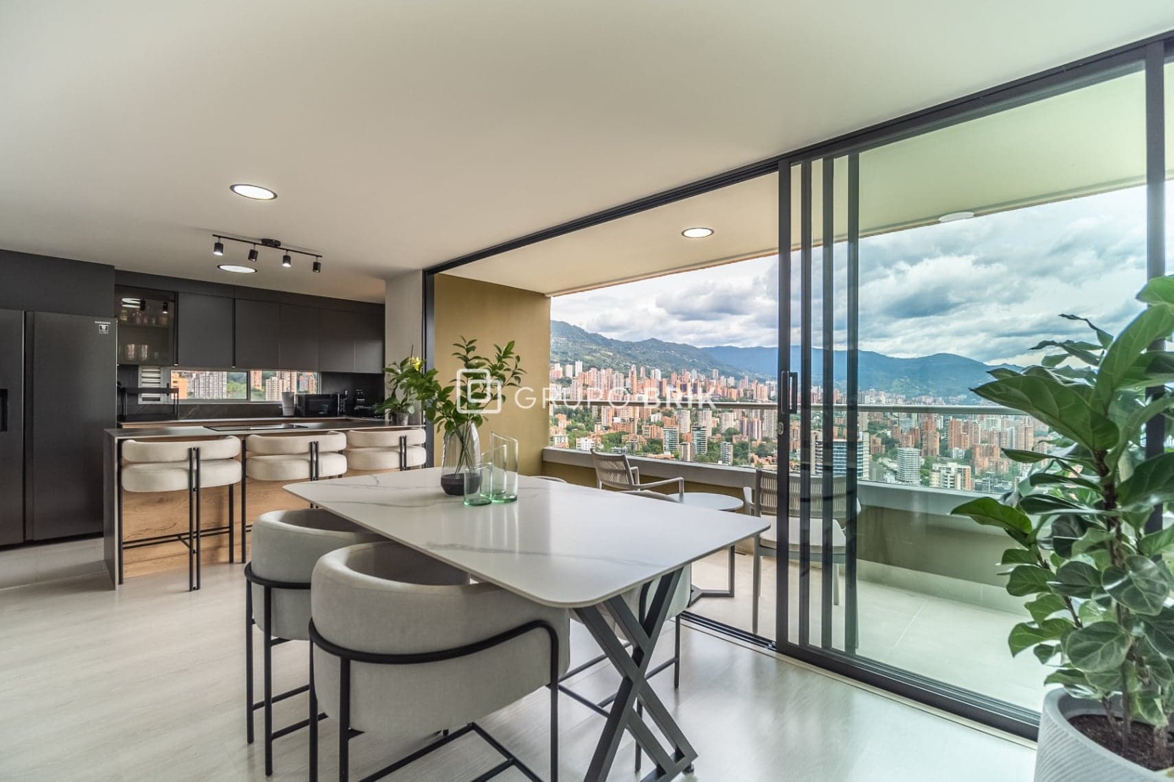 Apartamento Las Palmas 3199 - 1