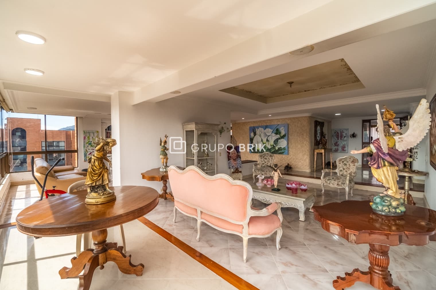 5-bed apartment for sale in El Poblado, Medellín: photo 4 of 28