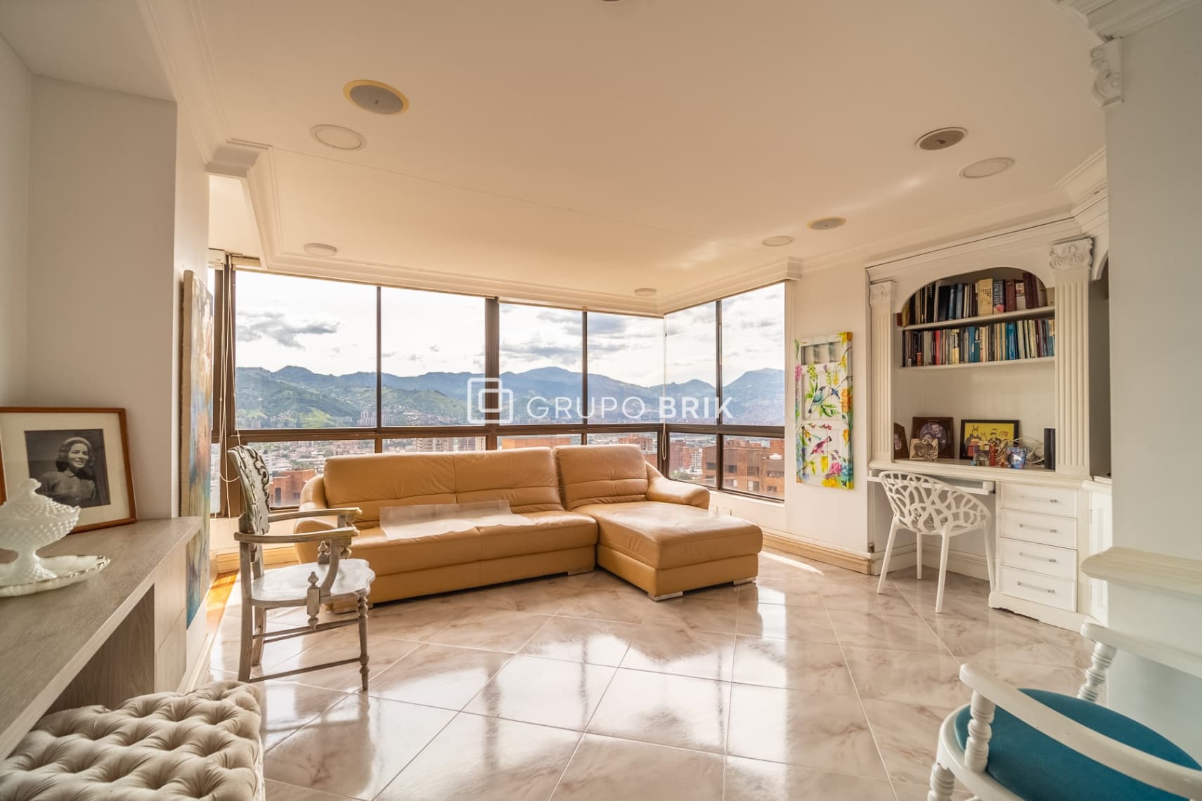 5-bed apartment for sale in El Poblado, Medellín: photo 7 of 28