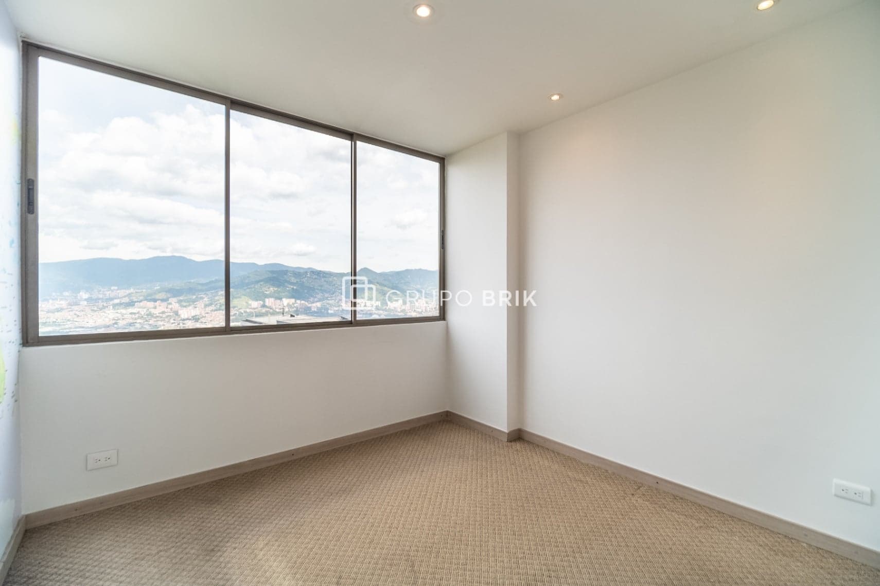 Image 20 of 23