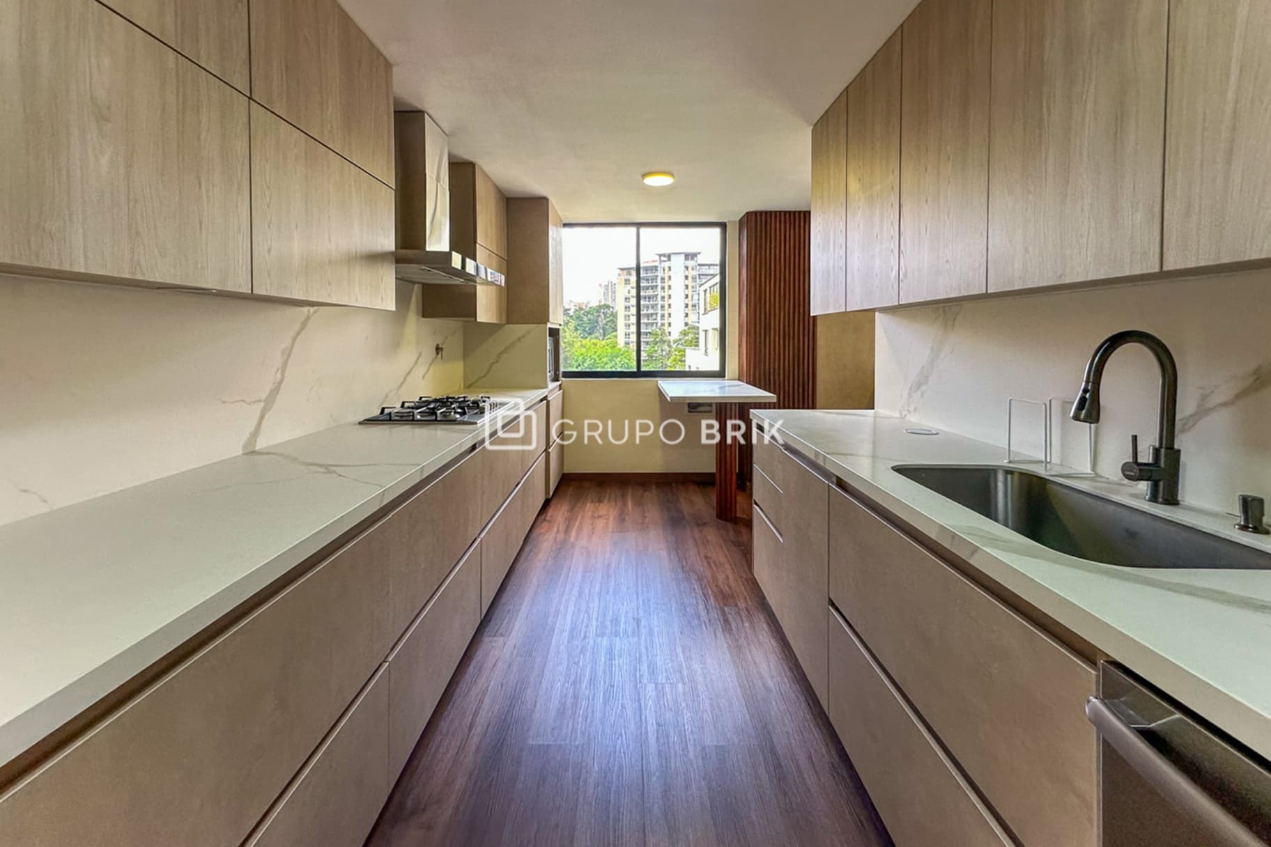4-bed apartment for sale in El Poblado, Medellín: photo 6 of 31