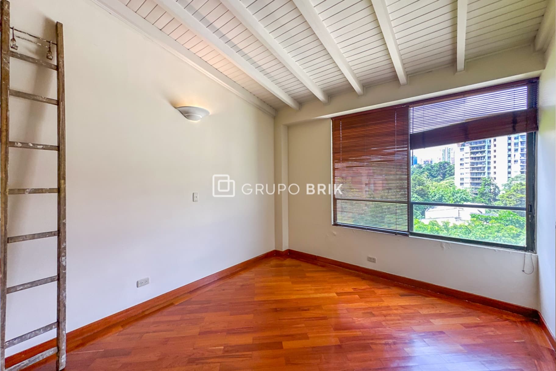 4-bed apartment for sale in El Poblado, Medellín: photo 23 of 31