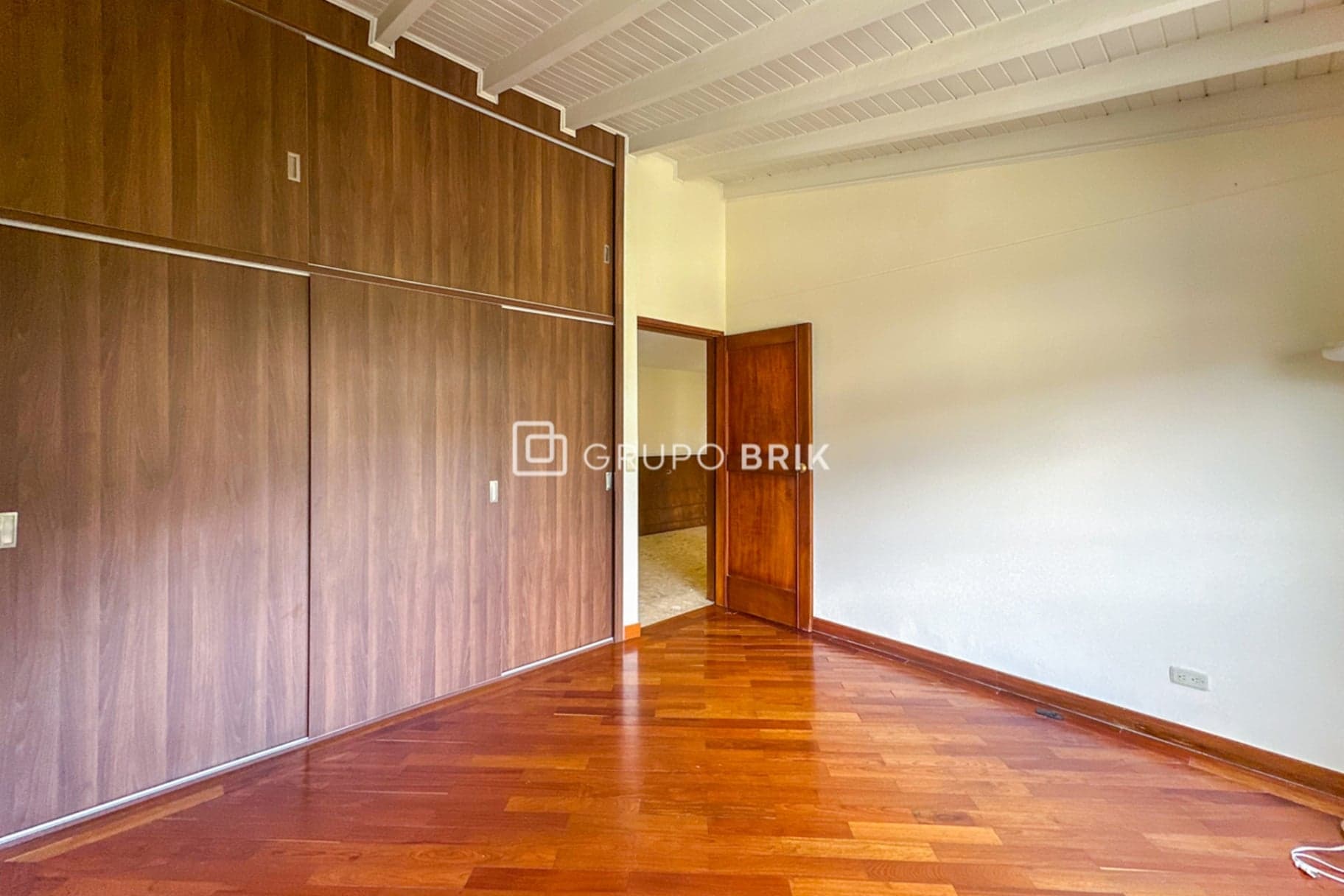 4-bed apartment for sale in El Poblado, Medellín: photo 27 of 31
