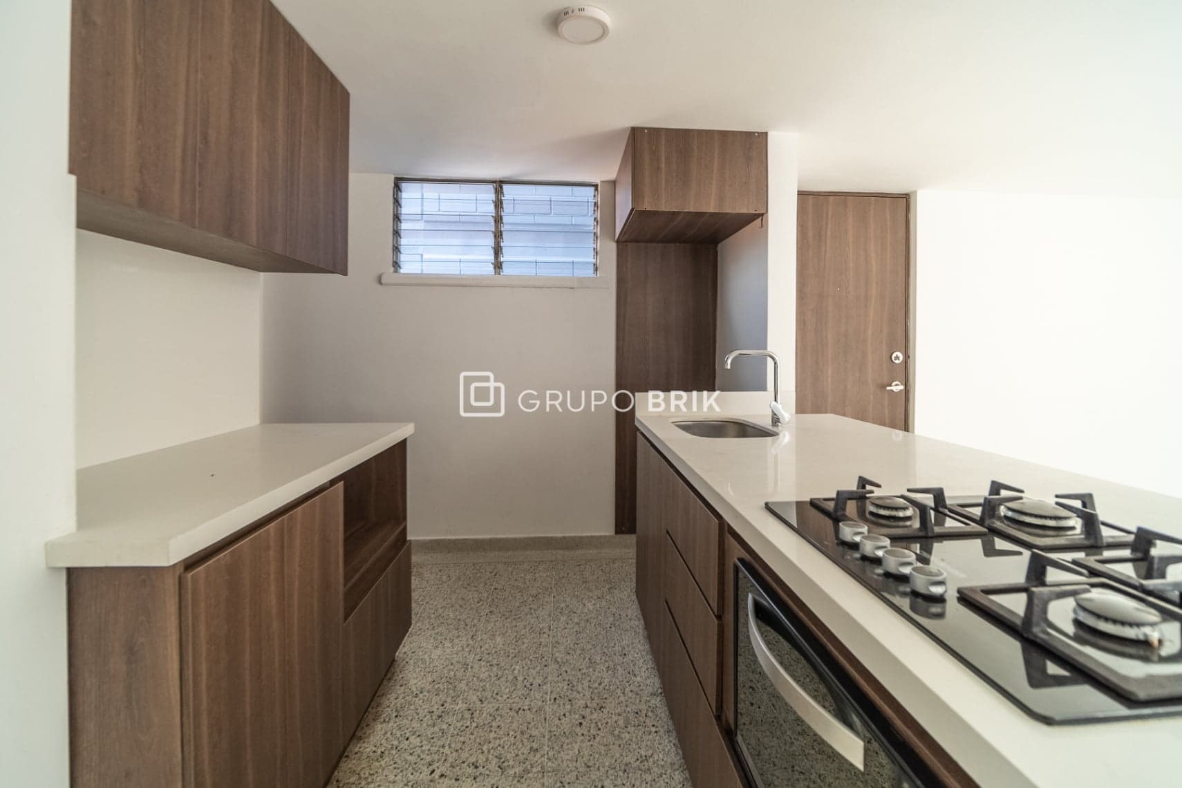 3-bed apartment for sale in El Poblado, Medellín: photo 3 of 13