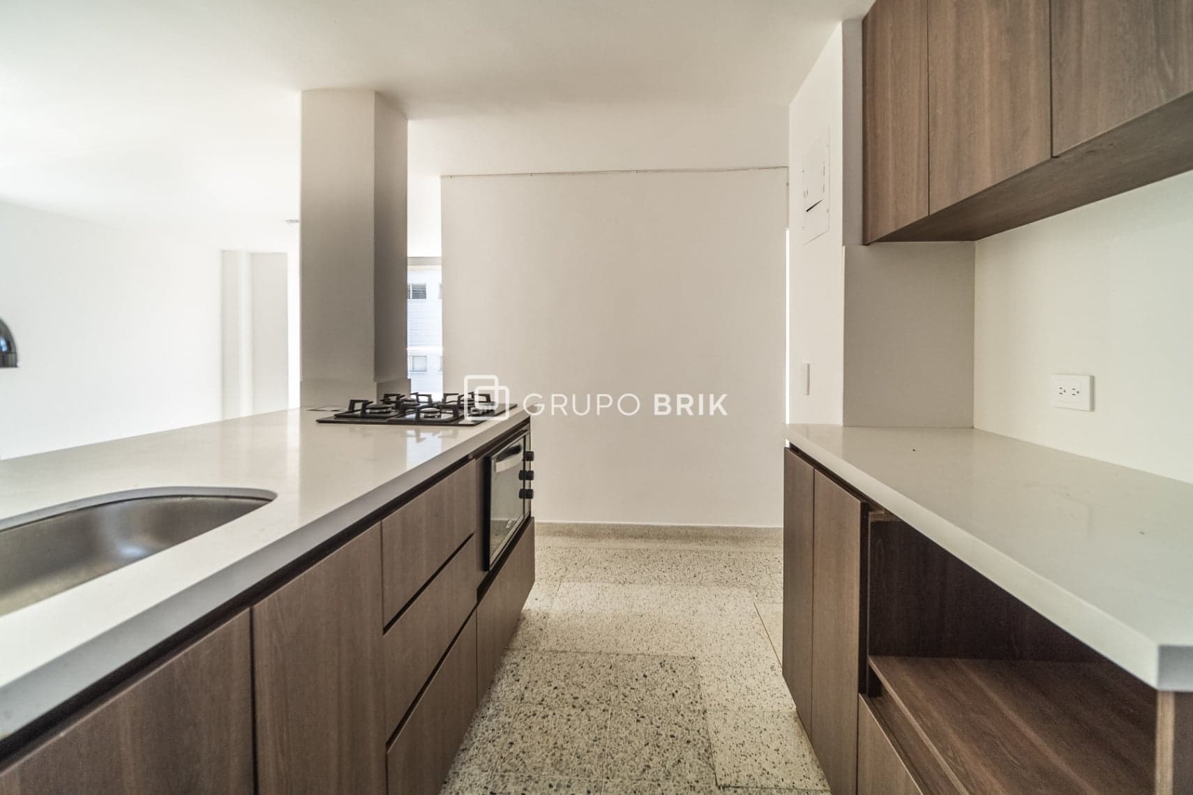 3-bed apartment for sale in El Poblado, Medellín: photo 4 of 13