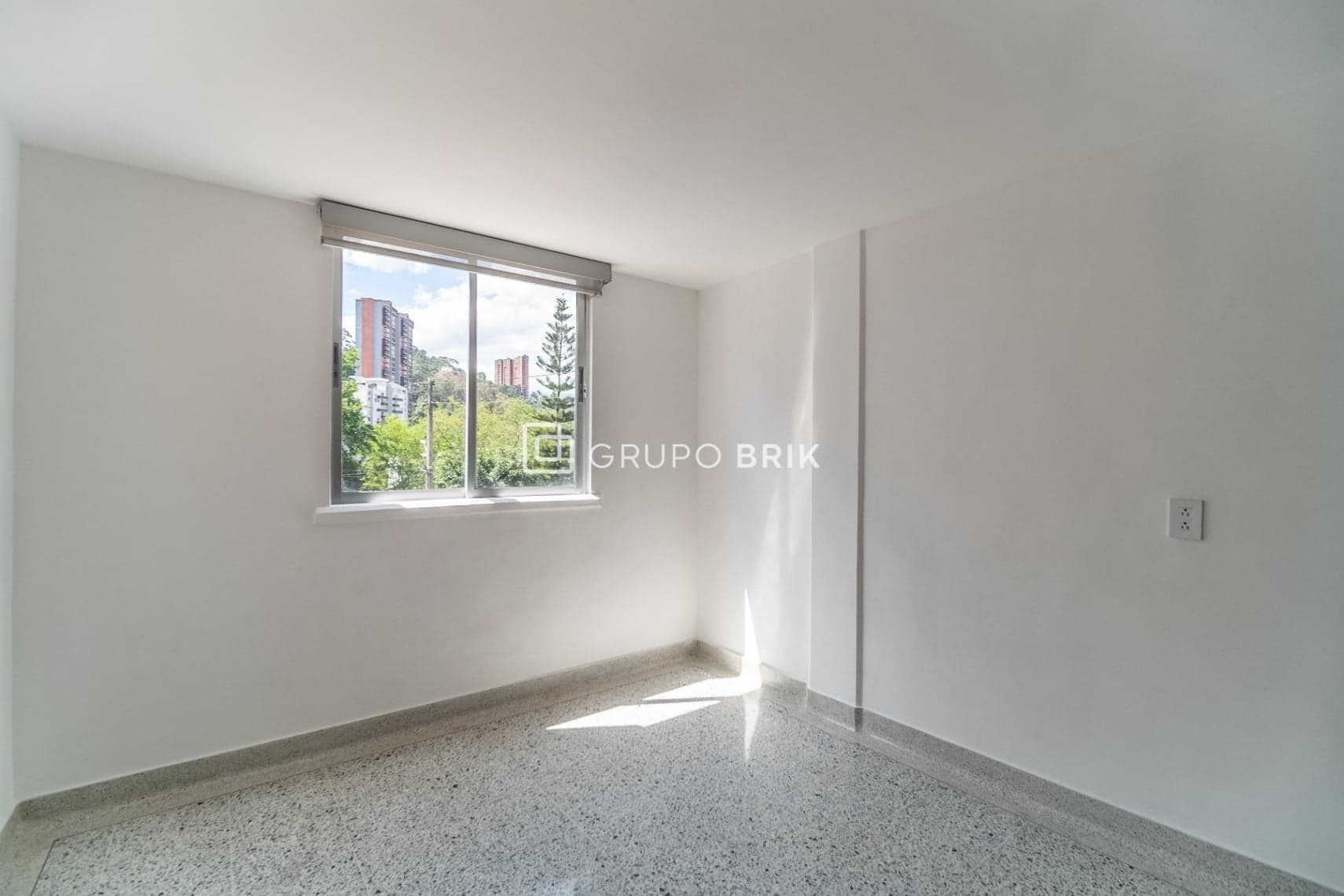 3-bed apartment for sale in El Poblado, Medellín: photo 7 of 13