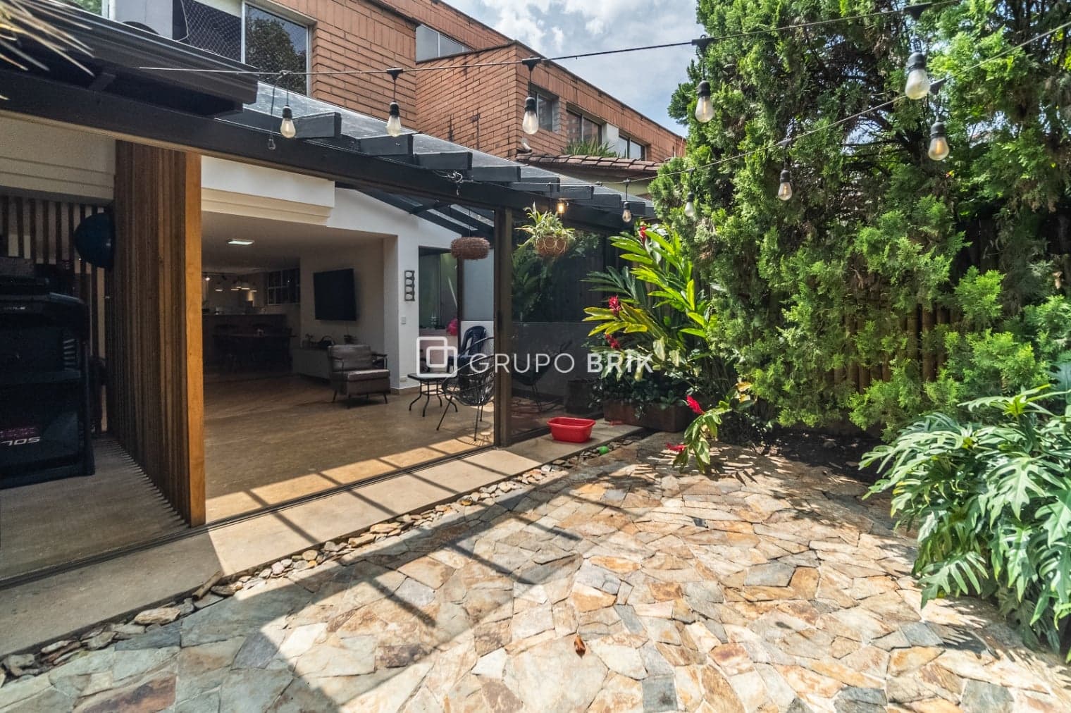 Vista principal de la propiedad