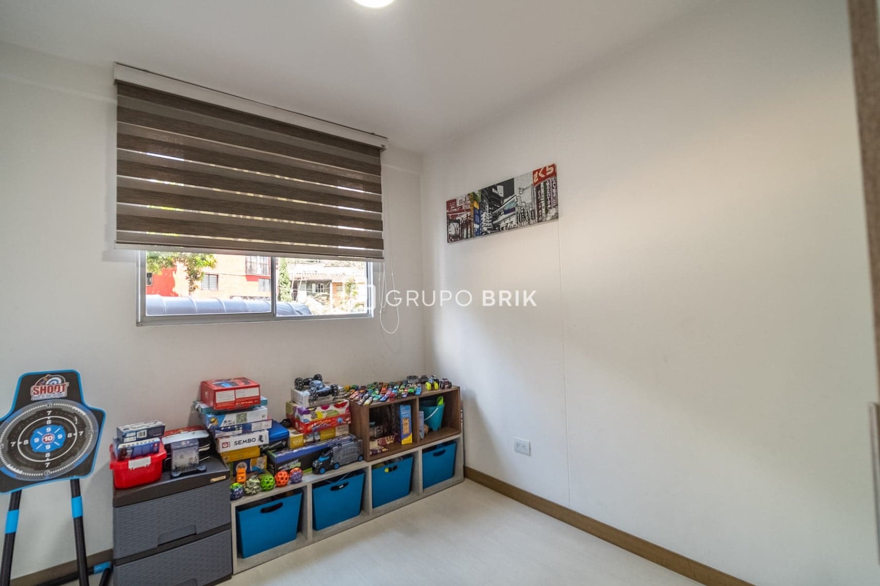 Image 10 of 15